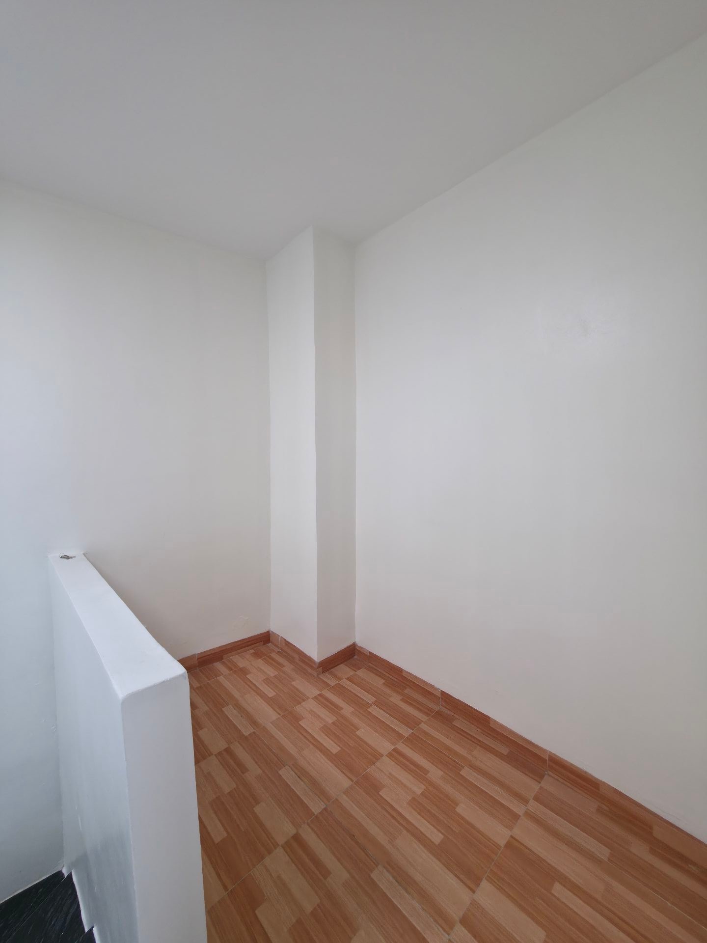 Bán nhà Nguyễn Văn Viên - diện tích 30m2 5 tầng - Nhà Đẹp Ở Ngay - giá 7,9 tỷ