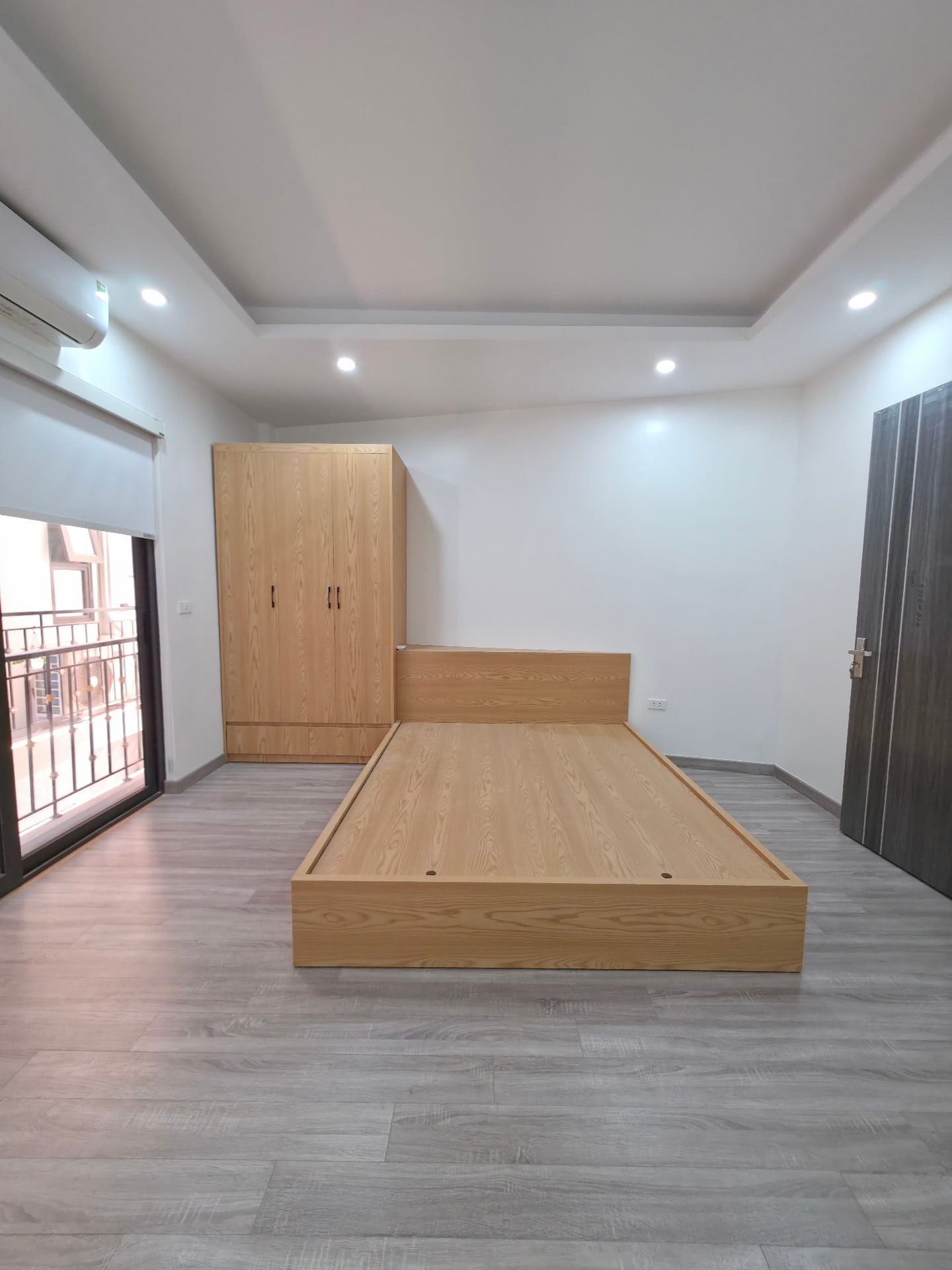 Bán nhà Nguyễn Văn Viên - diện tích 30m2 5 tầng - Nhà Đẹp Ở Ngay - giá 7,9 tỷ