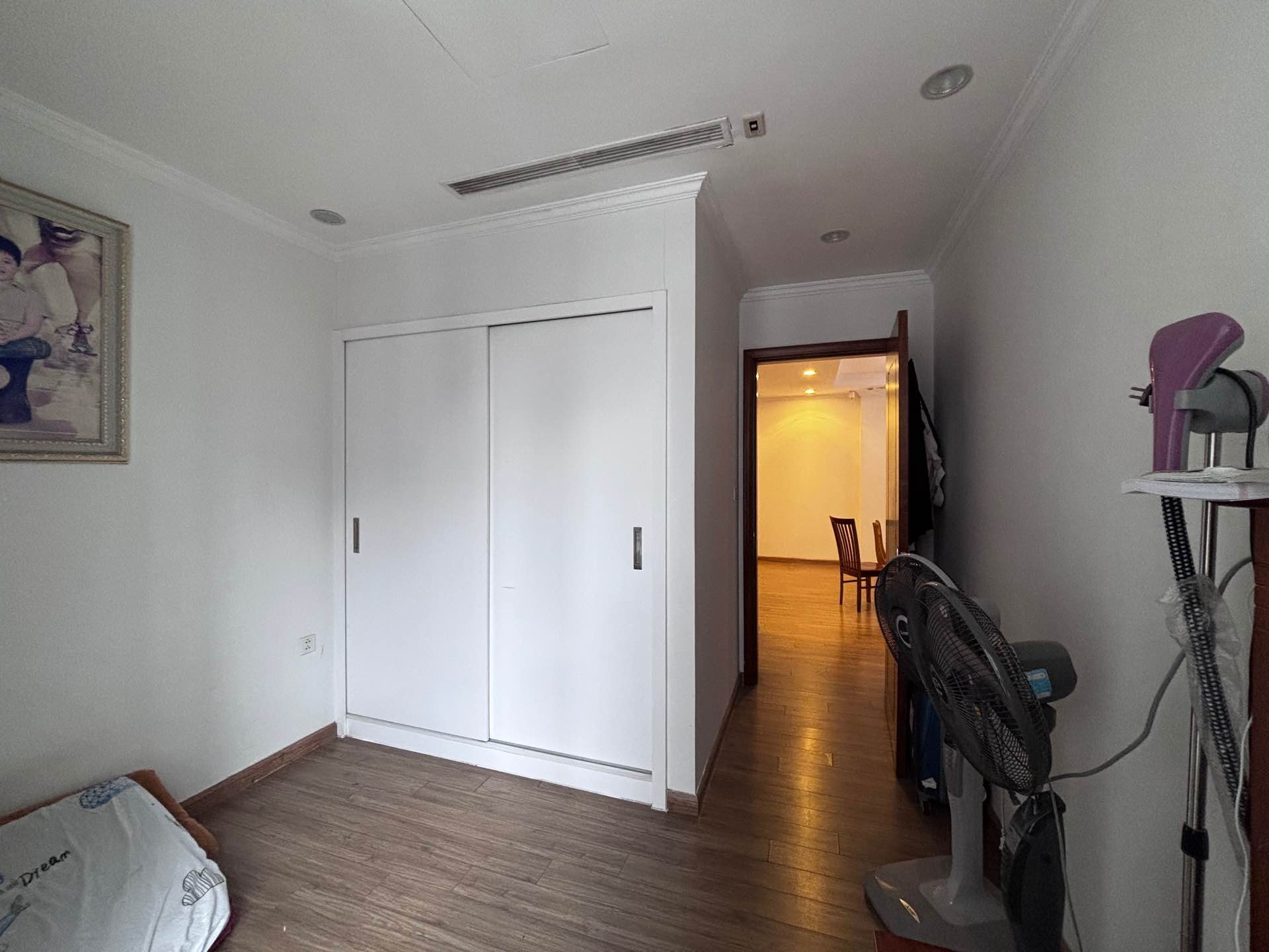 Bán nhà Minh Khai - diện tích 93m2 17 tầng - Lô góc - giá 10,4 tỷ
