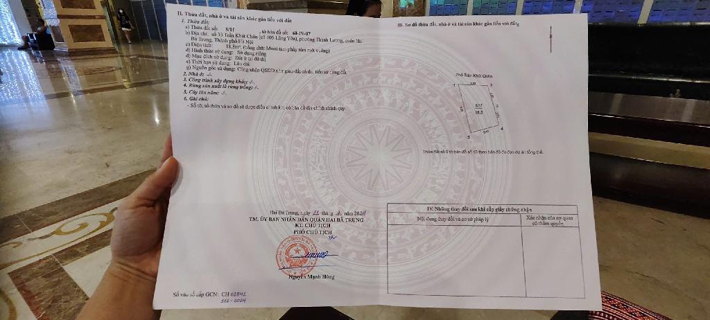 Bán nhà Trần Khát Chân - diện tích 18m2 4 tầng - Mặt phố kinh doanh đỉnh - giá 14,7 tỷ