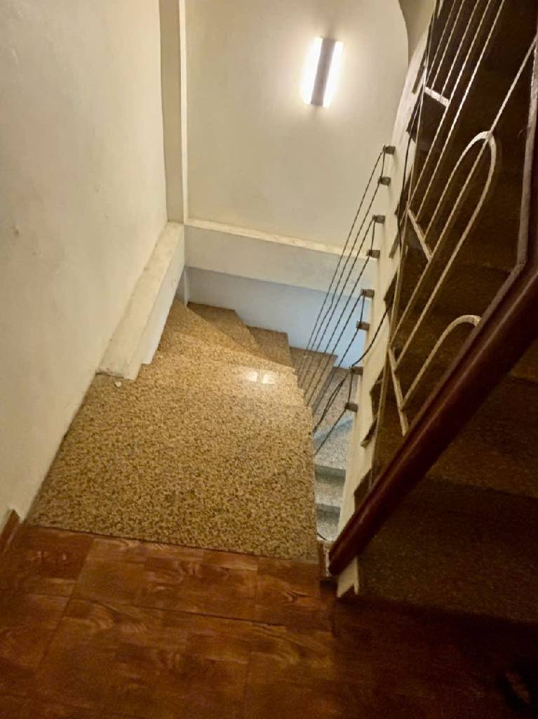 Bán nhà Trần Khát Chân - diện tích 18m2 4 tầng - Mặt phố kinh doanh đỉnh - giá 14,7 tỷ