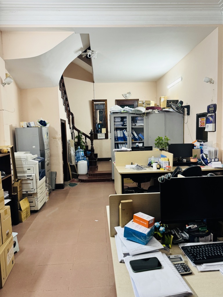 Bán nhà Thái Hà - diện tích 70m2 5 tầng - Hẻm xe máy - giá 33 tỷ