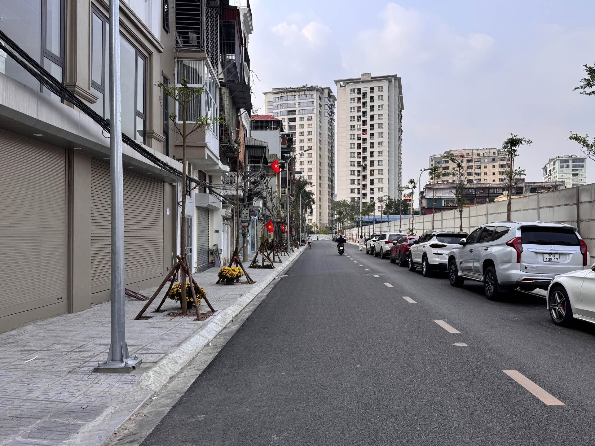 Bán nhà Kim Ngưu - diện tích 48m2 0 tầng - Đất - giá 12,5 tỷ