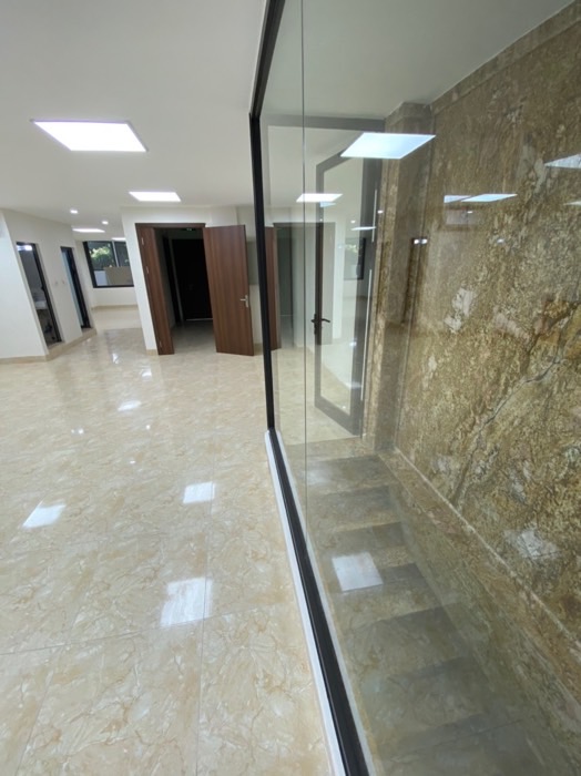 Bán nhà Nguyễn Xiển - diện tích 171m2 10 tầng - 2 mặt tiền - giá 83 tỷ