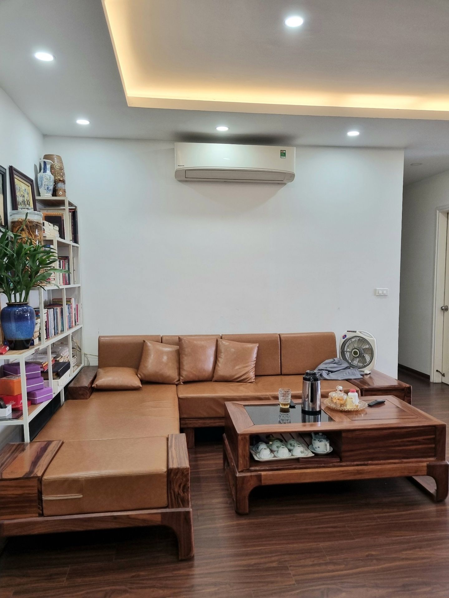 Bán nhà Trần Hòa - diện tích 110m2 14 tầng - Căn hộ lô góc - giá 8,15 tỷ