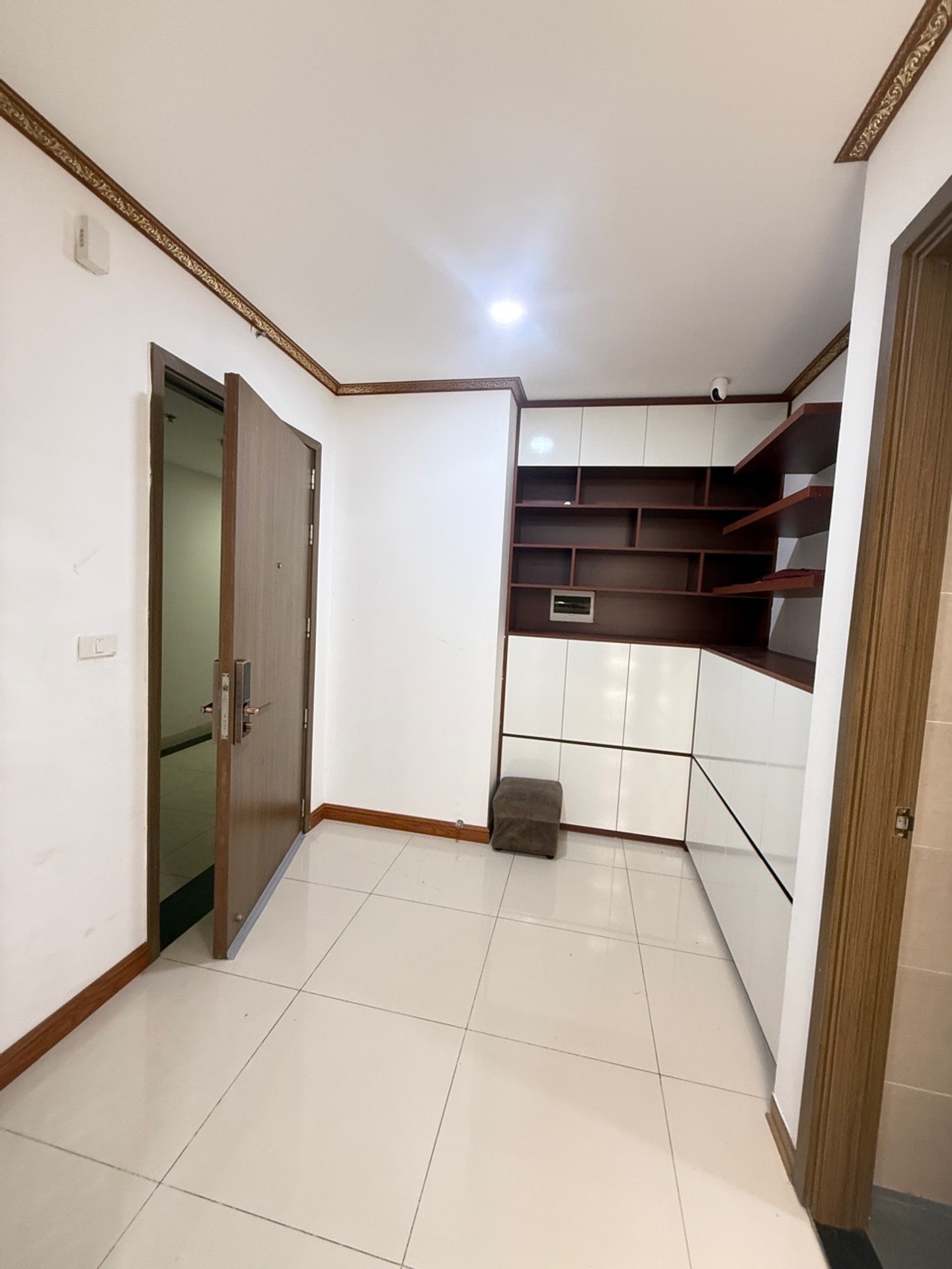 Bán nhà Ngọc Hồi - diện tích 92m2 1 tầng - VIEW ĐẸP - giá 8,15 tỷ