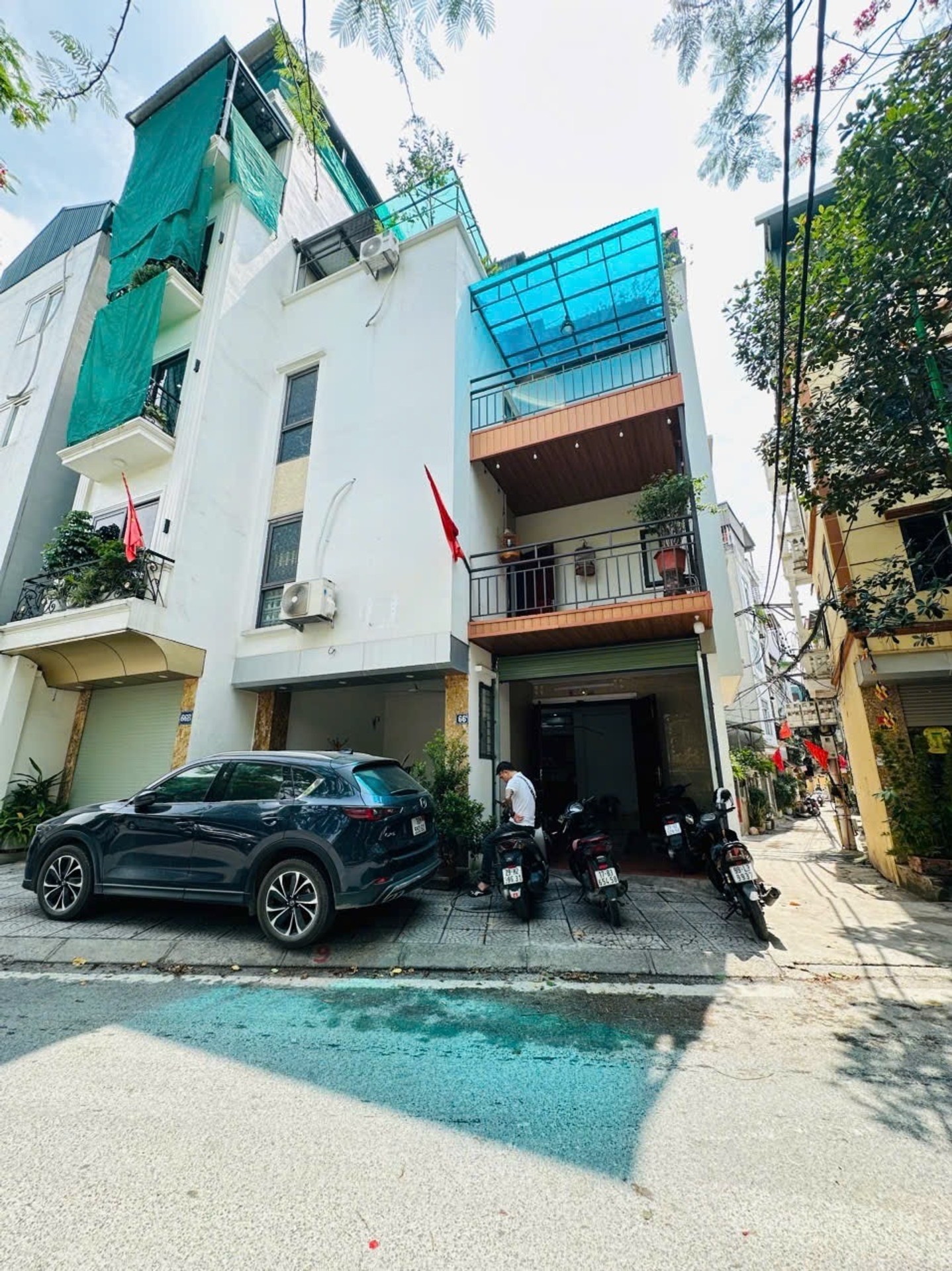 Bán nhà Hoàng Mai - diện tích 68m2 5 tầng - MẶT PHỐ - KINH DOANH - LÔ GÓC 3 MẶT THOÁNG - giá 30 tỷ