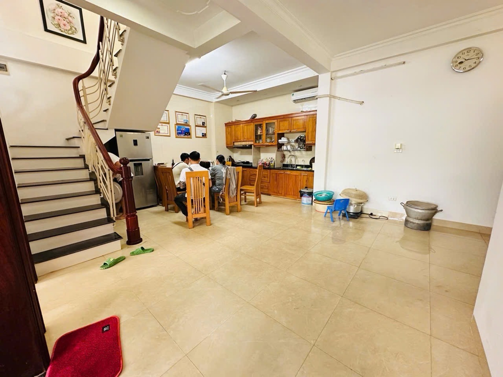 Bán nhà Hoàng Mai - diện tích 68m2 5 tầng - MẶT PHỐ - KINH DOANH - LÔ GÓC 3 MẶT THOÁNG - giá 30 tỷ