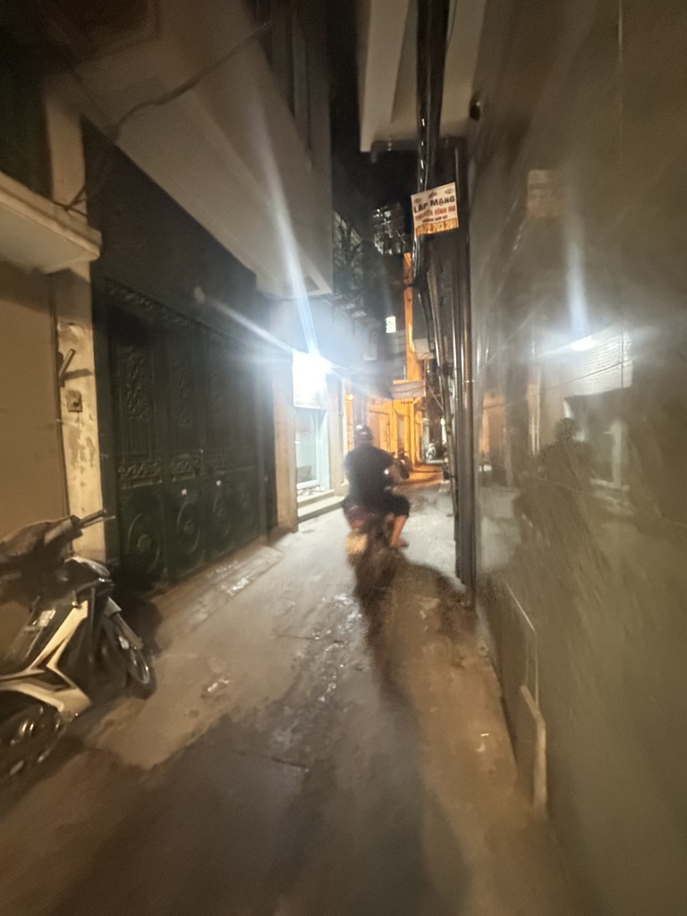 Bán nhà Đỗ Thuận - diện tích 32m2 1 tầng - Nhà cấp 4, kinh doanh ô tô đỗ cửa - giá 7,5 tỷ