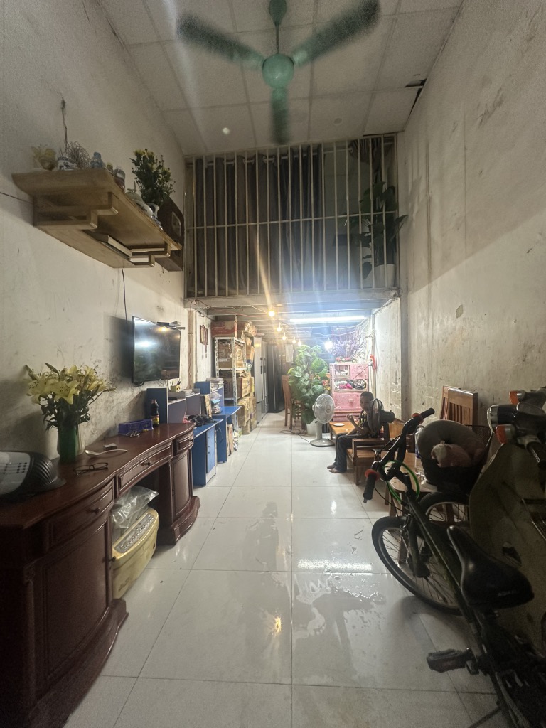 Bán nhà Đỗ Thuận - diện tích 32m2 1 tầng - Nhà cấp 4, kinh doanh ô tô đỗ cửa - giá 7,5 tỷ