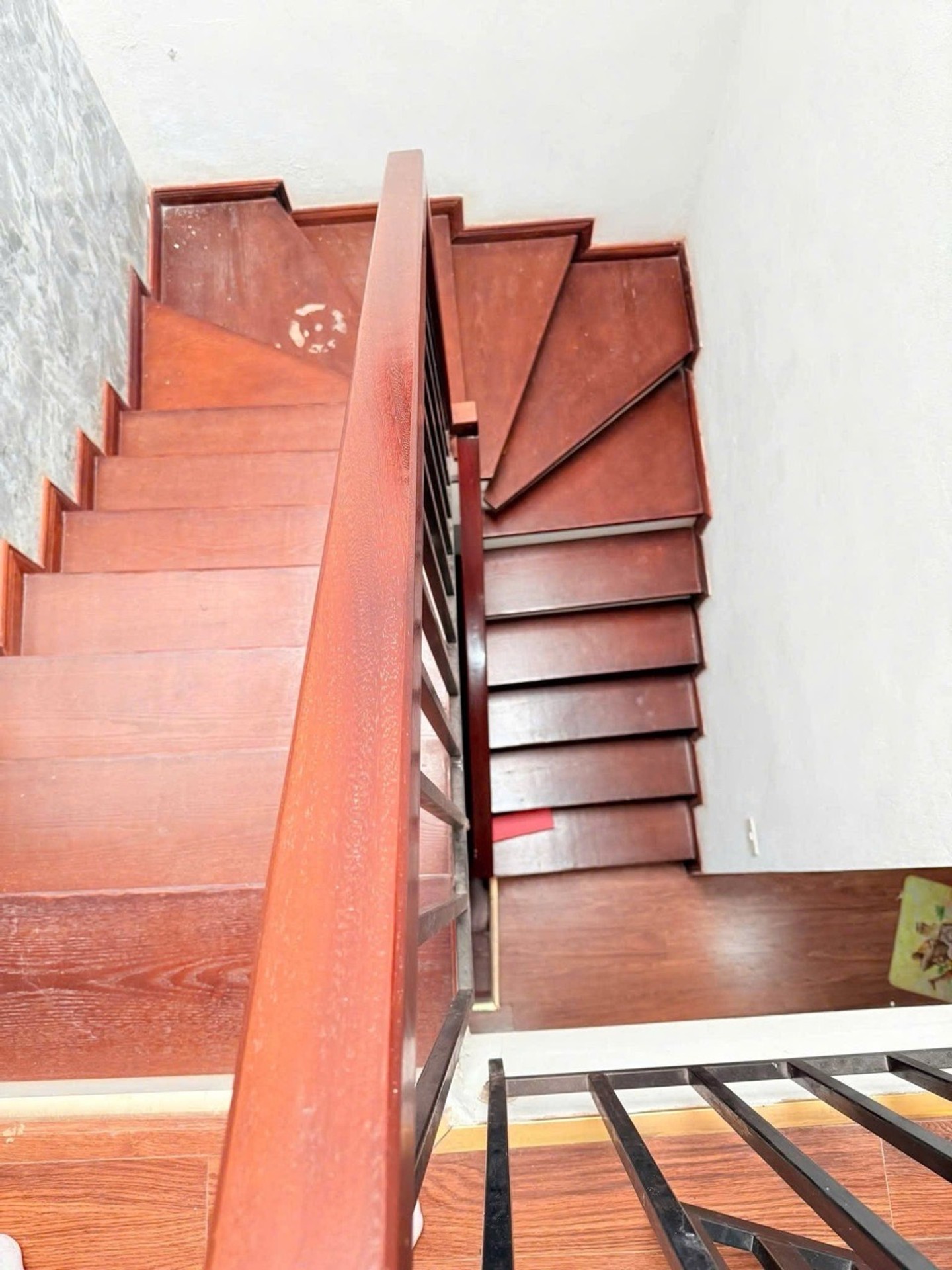 Bán nhà Hoàng Văn Thái - diện tích 64m2 4 tầng - Ô TÔ 20M - giá 12,5 tỷ