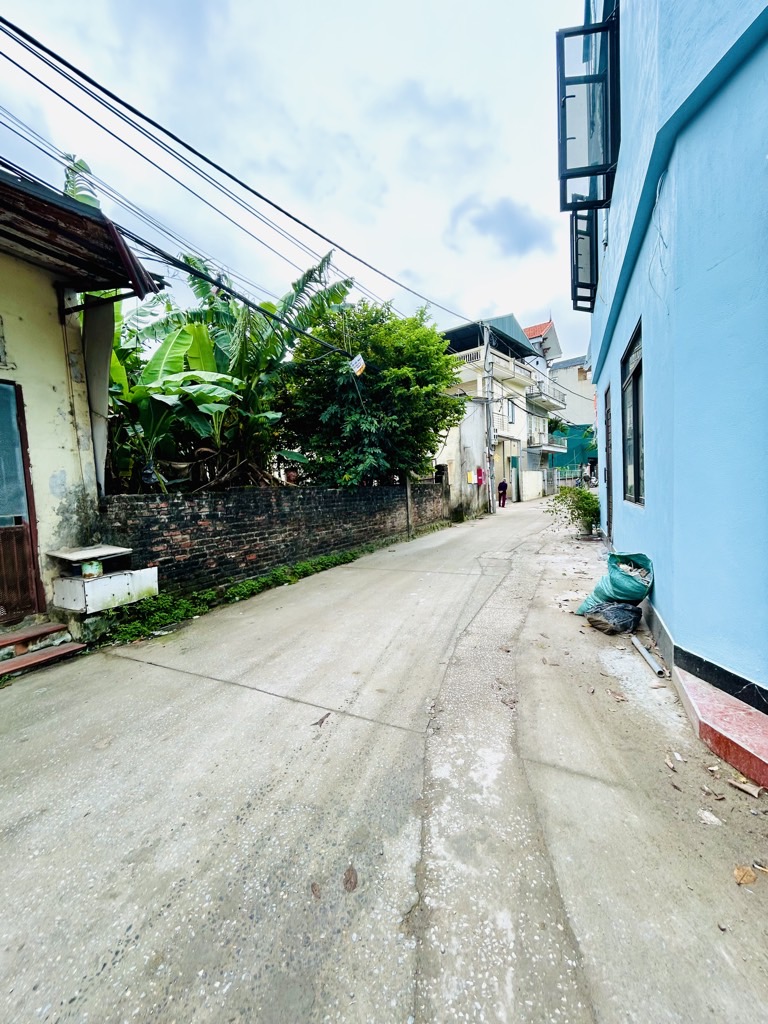Bán nhà Nguyễn Khoái - diện tích 180m2 0 tầng - Ô TÔ - giá 16,5 tỷ