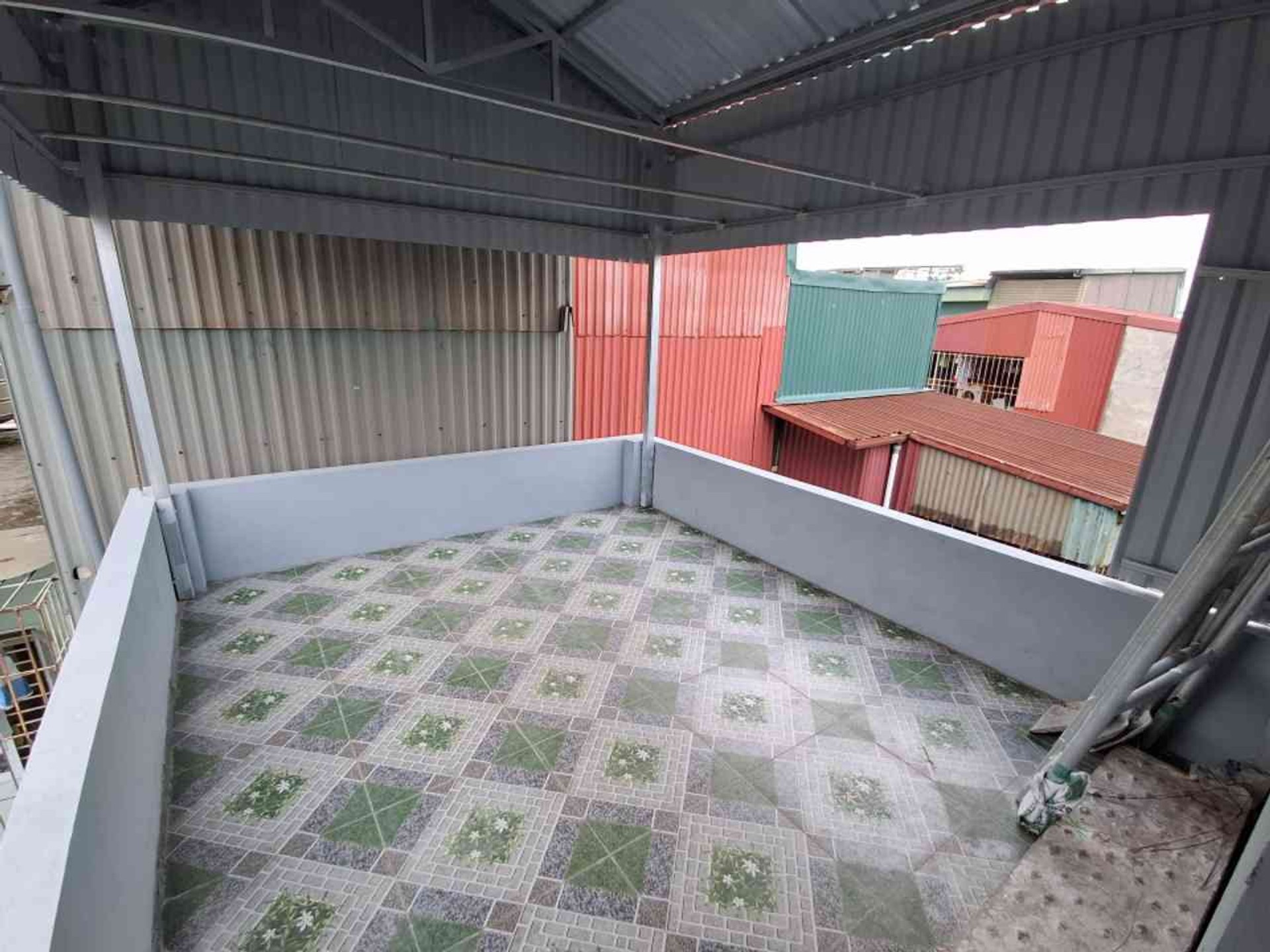 Bán nhà Bạch Đằng - diện tích 37m2 6 tầng - thang máy, sát ô tô - giá 8,5 tỷ