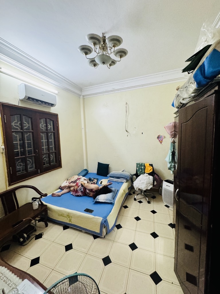 Bán nhà Đại La - diện tích 66m2 3 tầng - Lô góc - giá 35,5 tỷ