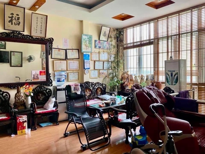 Bán nhà Chùa Bộc - diện tích 106m2 5 tầng - Phố VIP - giá 59,5 tỷ