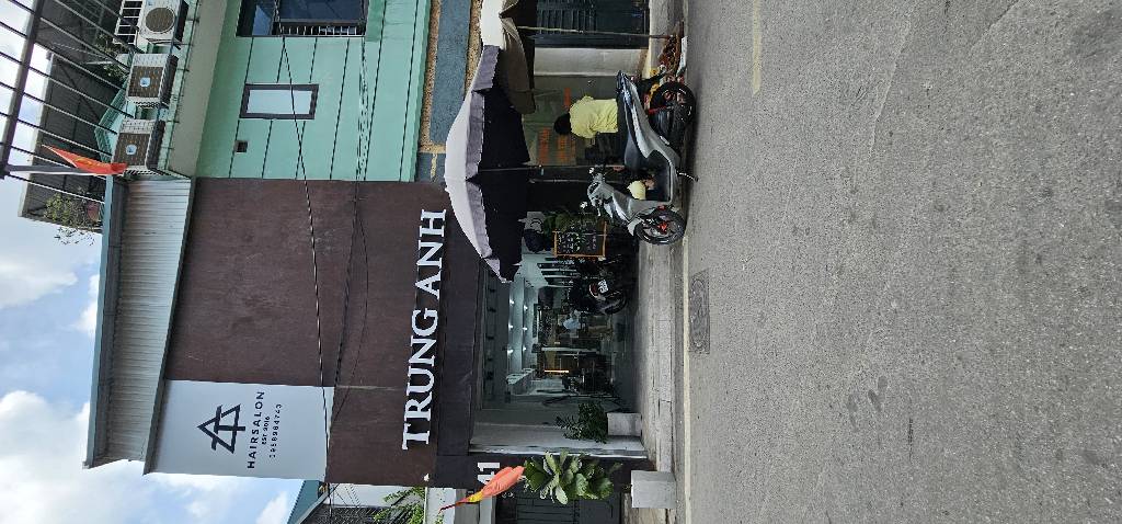 Bán nhà Đoàn Thị Điểm - diện tích 65m2 2 tầng - Mặt phố kinh doanh sầm uất - giá 40 tỷ