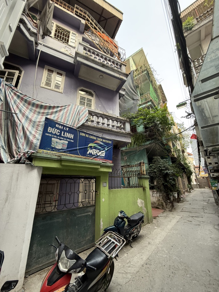 Bán nhà Kim Ngưu - diện tích 62m2 3 tầng - Lô góc - giá 11,2 tỷ