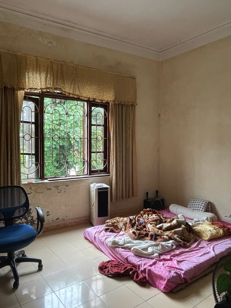 Bán nhà Nguyễn Khang - diện tích 67m2 4 tầng - Mặt phố, lô góc hai mặt thoáng - giá 39 tỷ