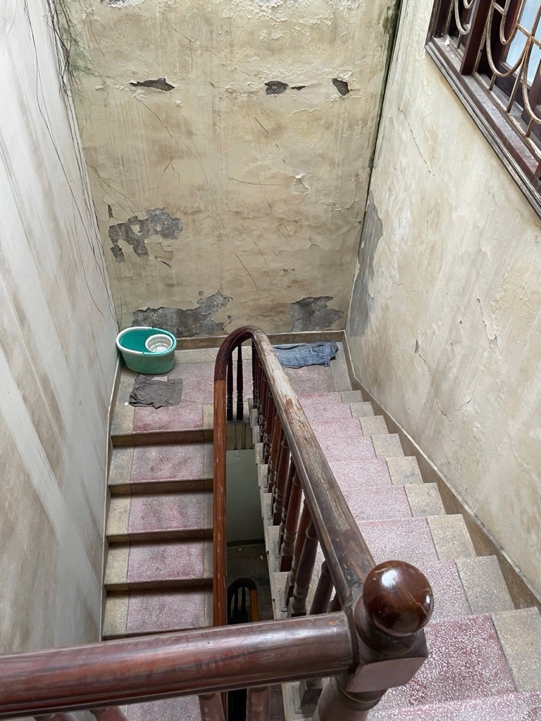 Bán nhà Nguyễn Khang - diện tích 67m2 4 tầng - Mặt phố, lô góc hai mặt thoáng - giá 39 tỷ