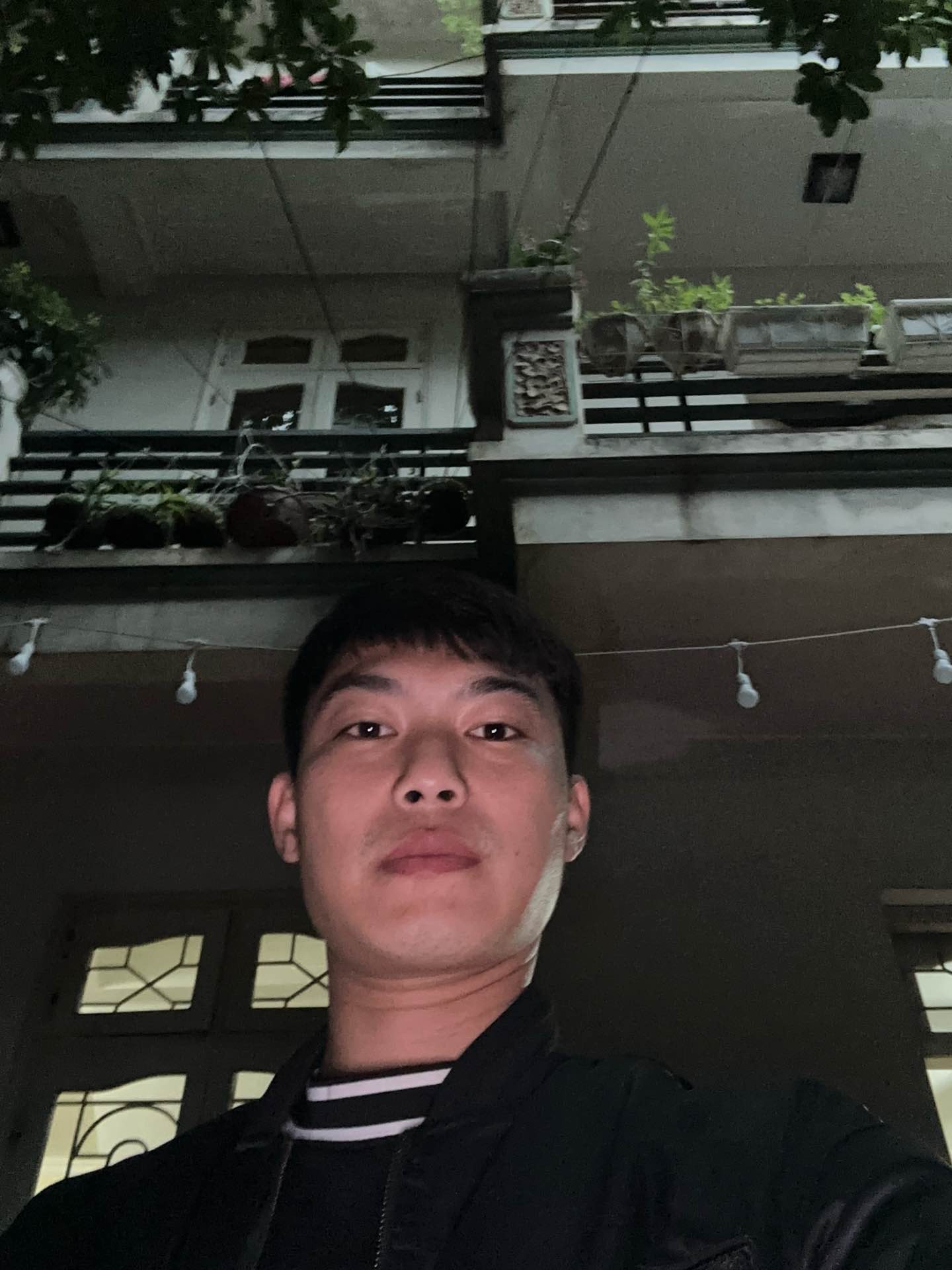 Bán nhà Chính Kinh - diện tích 179m2 3 tầng - Thoáng trước, sau - giá 49,5 tỷ