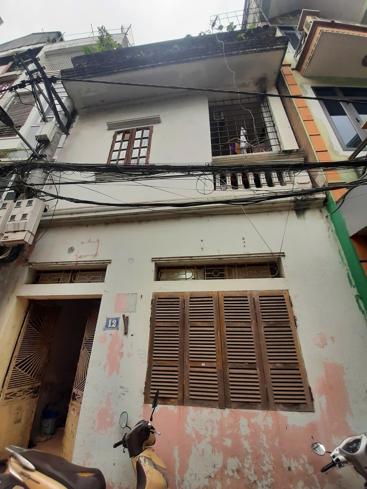 Bán nhà Kim Giang - diện tích 42m2 2 tầng - Mảnh đất hiếm - giá 9,5 tỷ