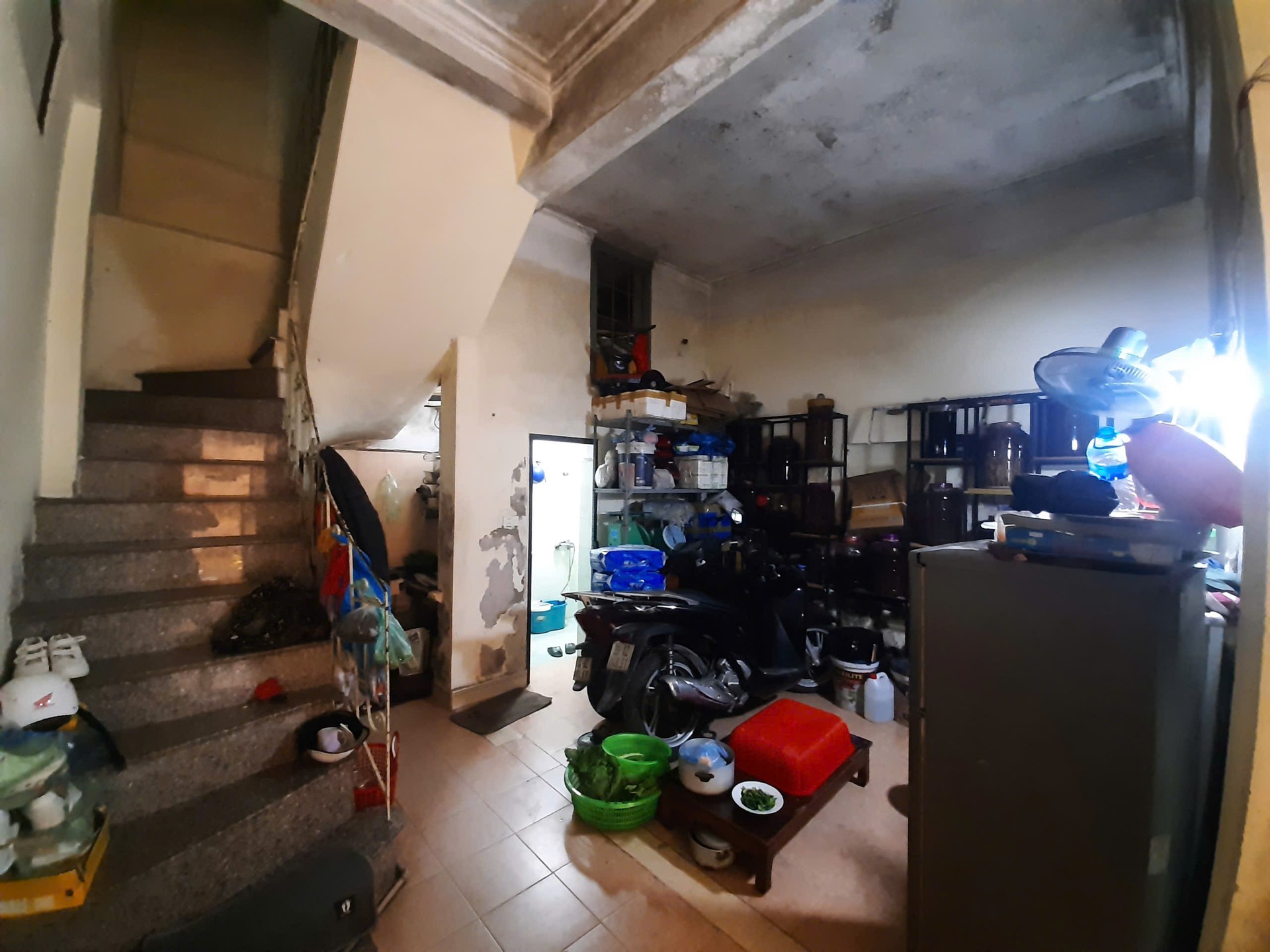 Bán nhà Kim Giang - diện tích 42m2 2 tầng - Mảnh đất hiếm - giá 9,5 tỷ