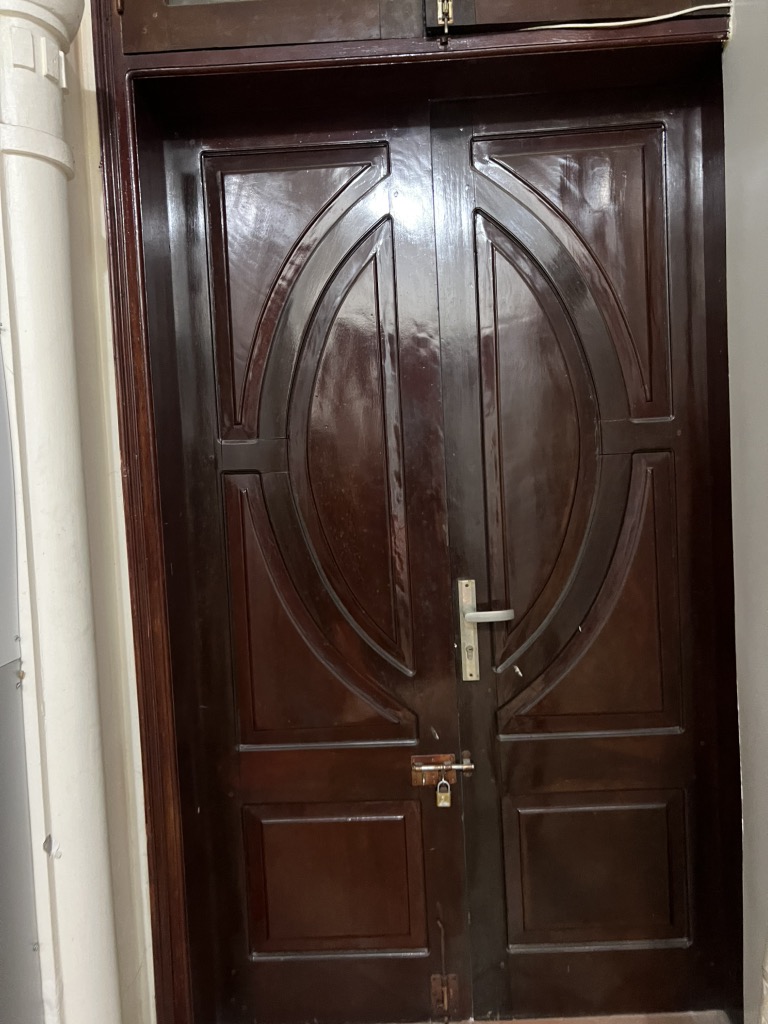 Bán nhà Tân Mai - diện tích 86m2 4 tầng - Ô TÔ VÀO NHÀ - giá 26 tỷ