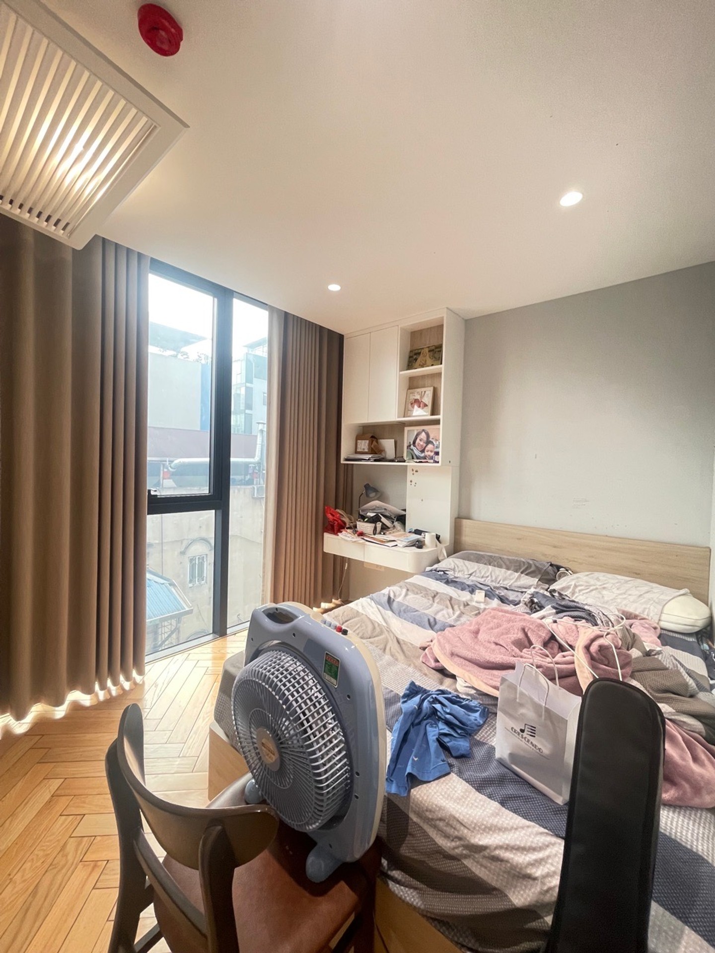 Bán nhà Hoàng Văn Thái - diện tích 44m2 7 tầng - Nhà đẹp đẳng cấp thượng lưu - giá 33 tỷ
