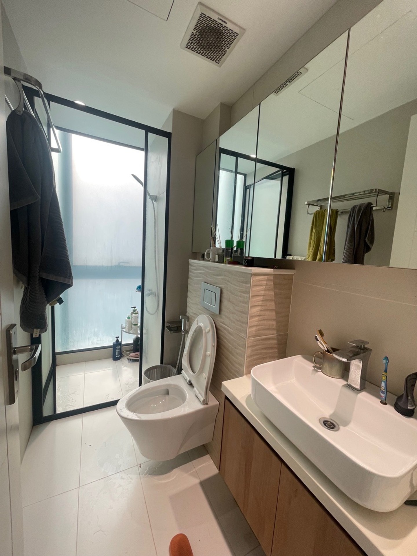 Bán nhà Hoàng Văn Thái - diện tích 44m2 7 tầng - Nhà đẹp đẳng cấp thượng lưu - giá 33 tỷ