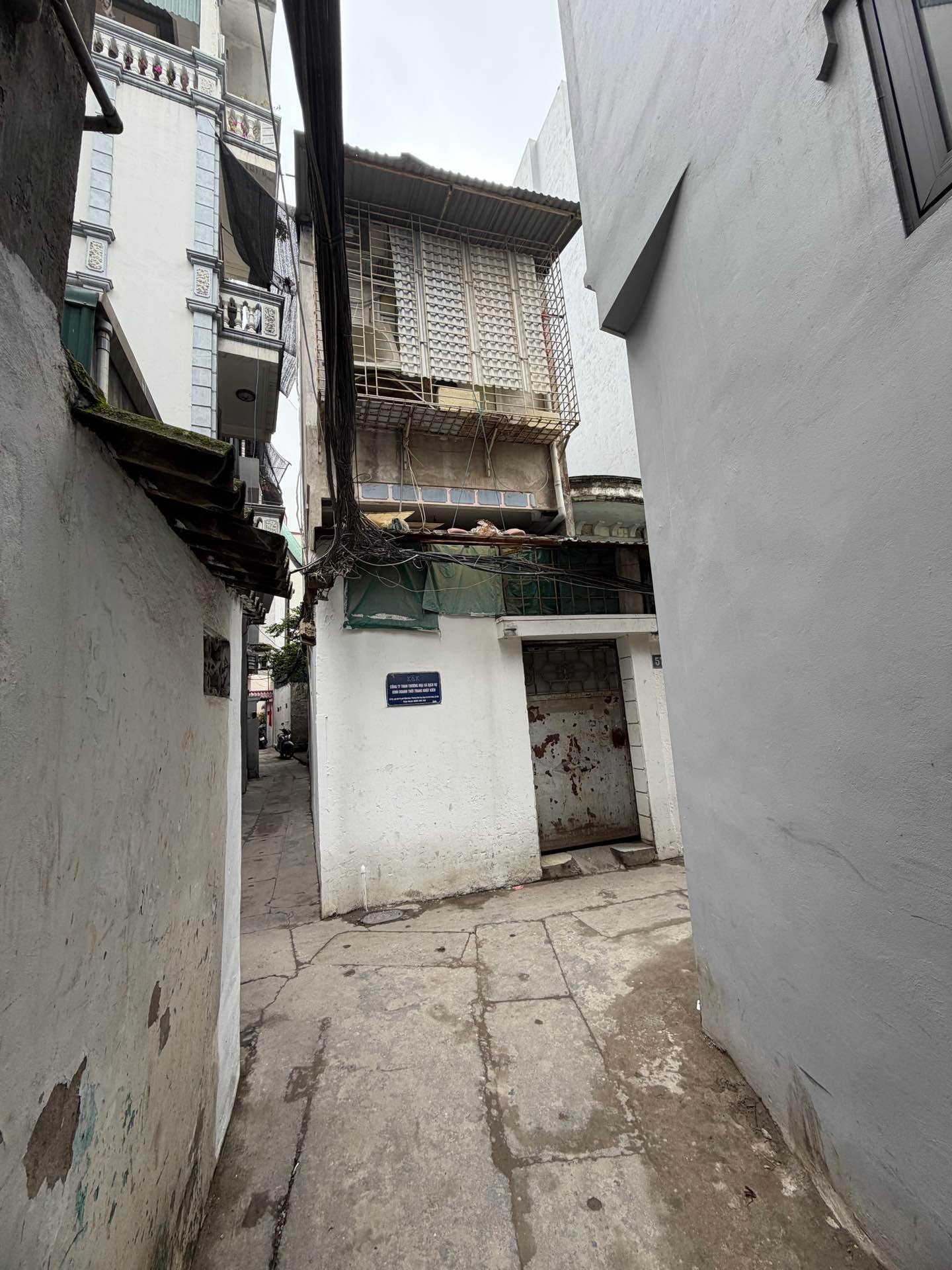Bán nhà Minh Khai - diện tích 44m2 2 tầng - Ngõ thông - giá 9 tỷ