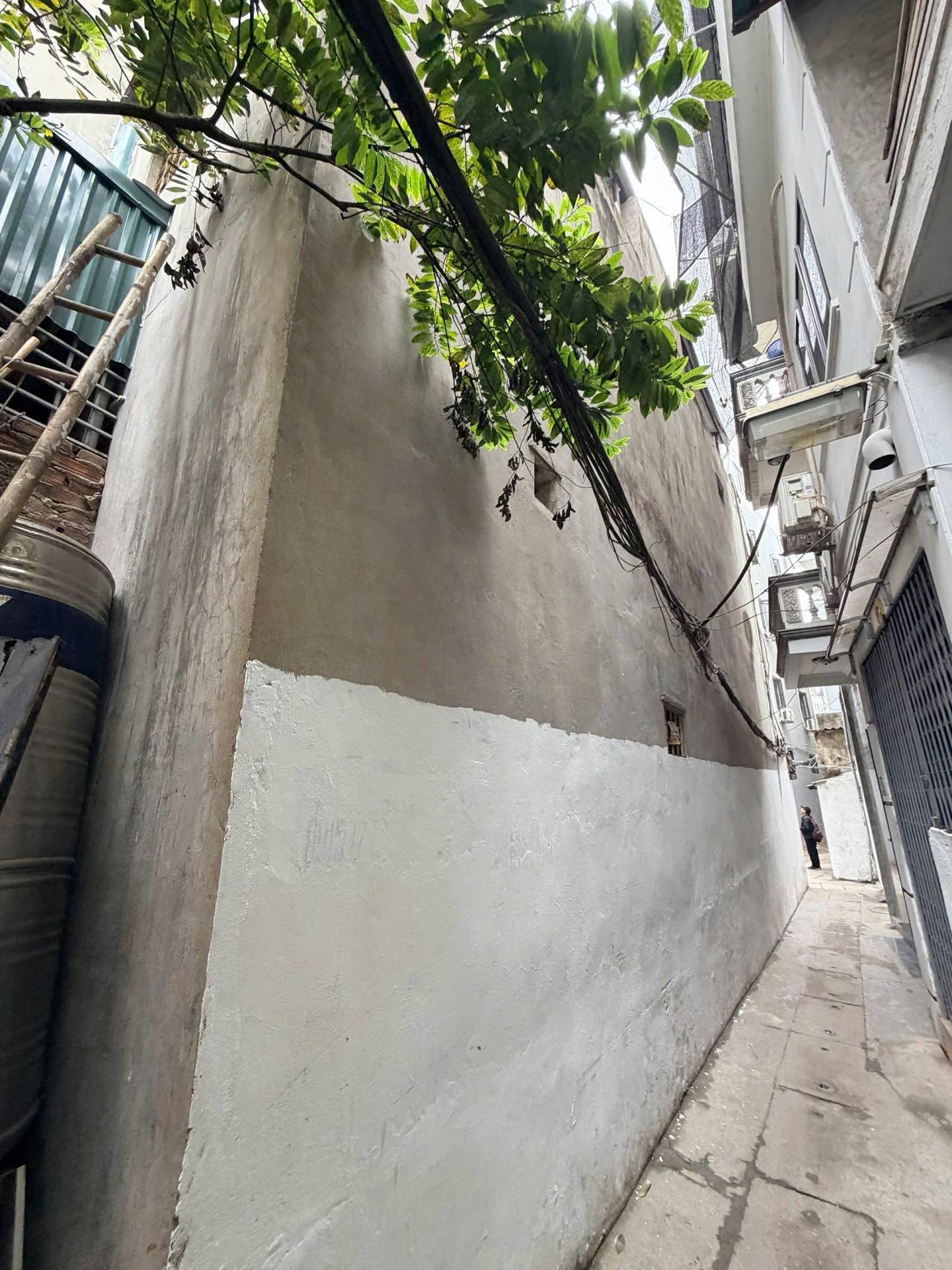 Bán nhà Minh Khai - diện tích 44m2 2 tầng - Ngõ thông - giá 9 tỷ