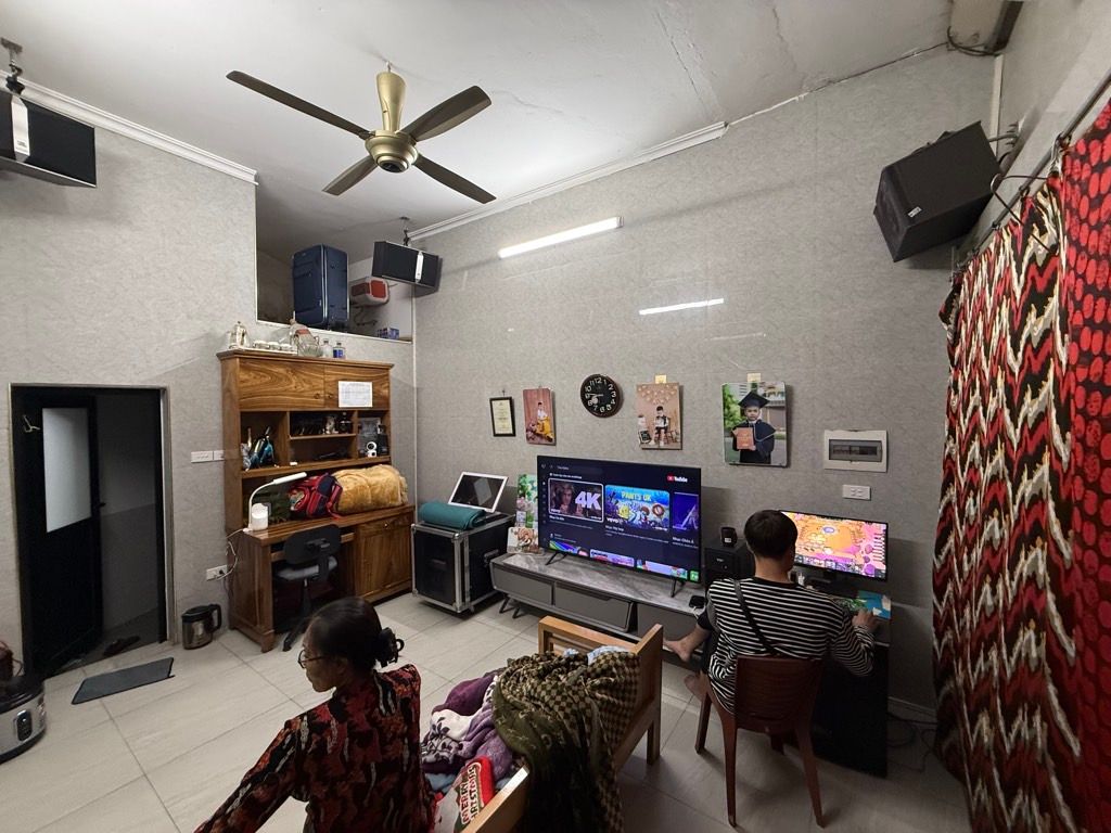 Bán nhà Hai Bà Trưng - diện tích 24m2 3 tầng - Nhà mặt phố - giá 16,5 tỷ