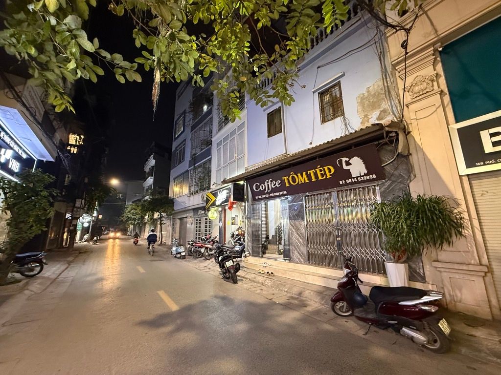 Bán nhà Hai Bà Trưng - diện tích 24m2 3 tầng - Nhà mặt phố - giá 16,5 tỷ