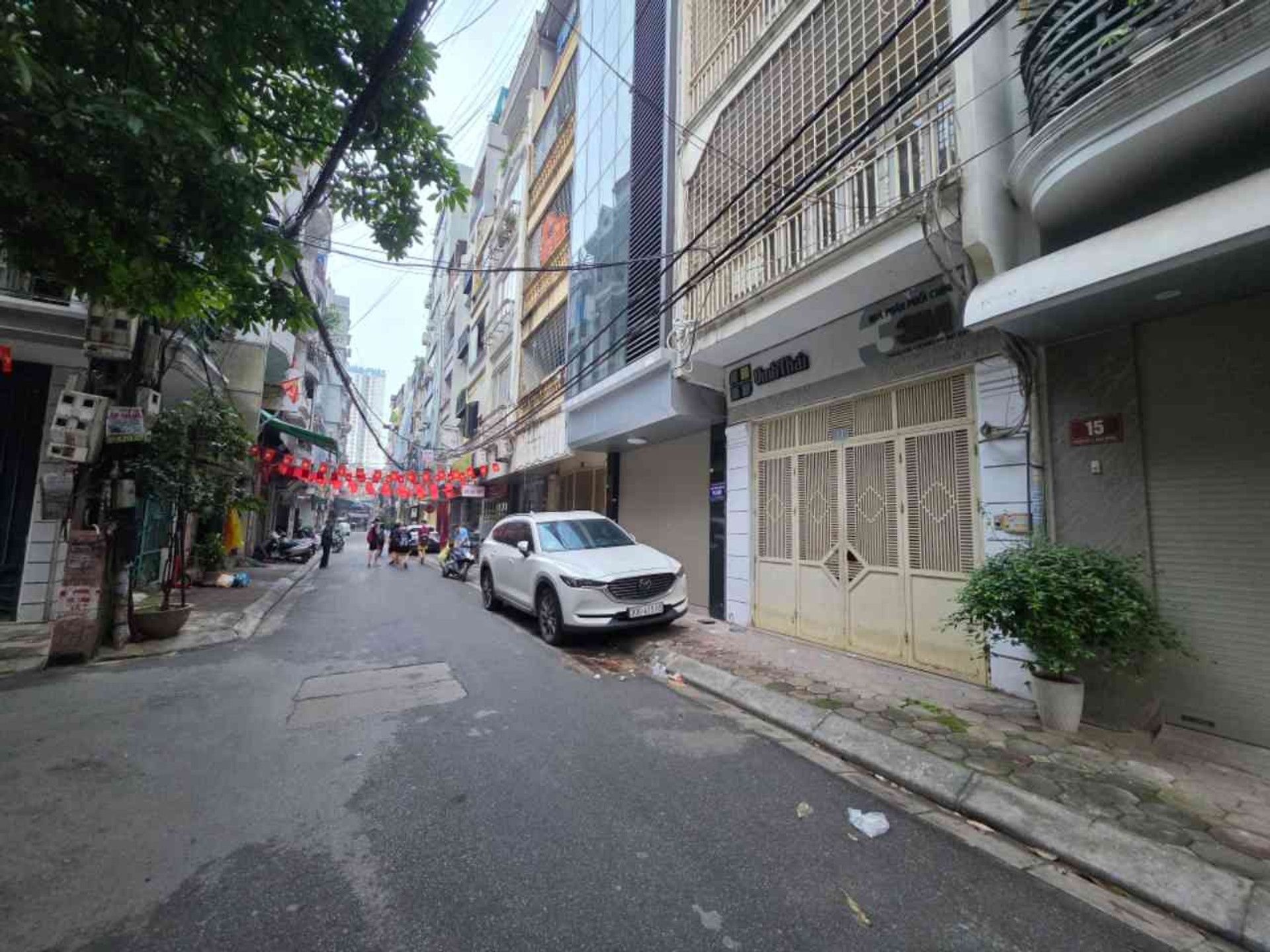 Bán nhà Kim Đồng - diện tích 56m2 5 tầng - ô tô tránh - giá 19,5 tỷ