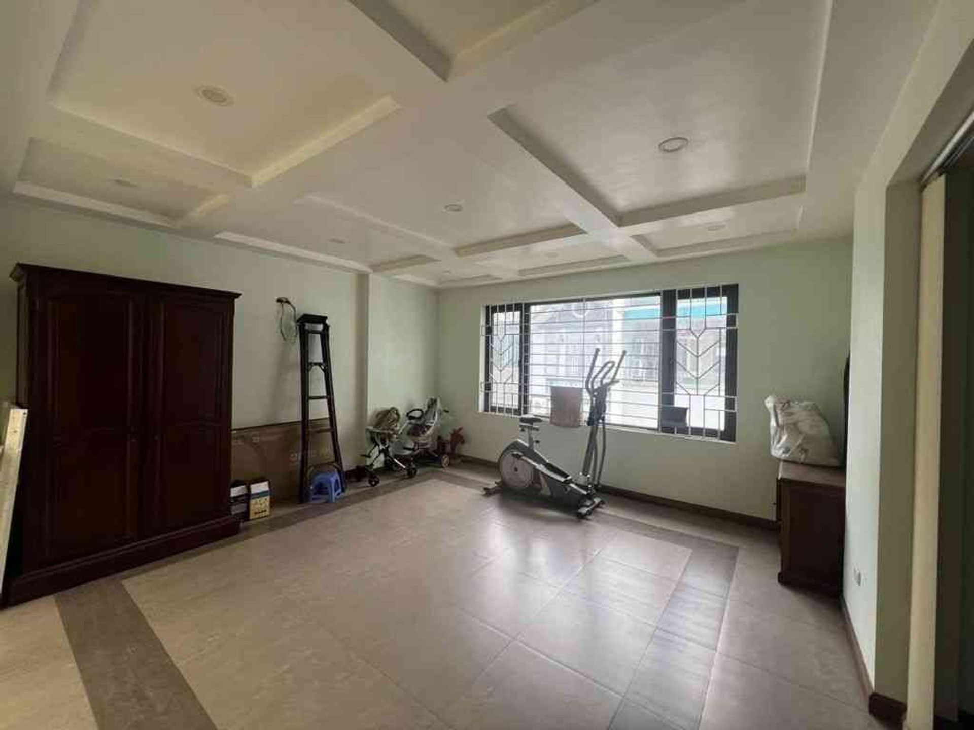 Bán nhà Kim Đồng - diện tích 56m2 5 tầng - ô tô tránh - giá 19,5 tỷ