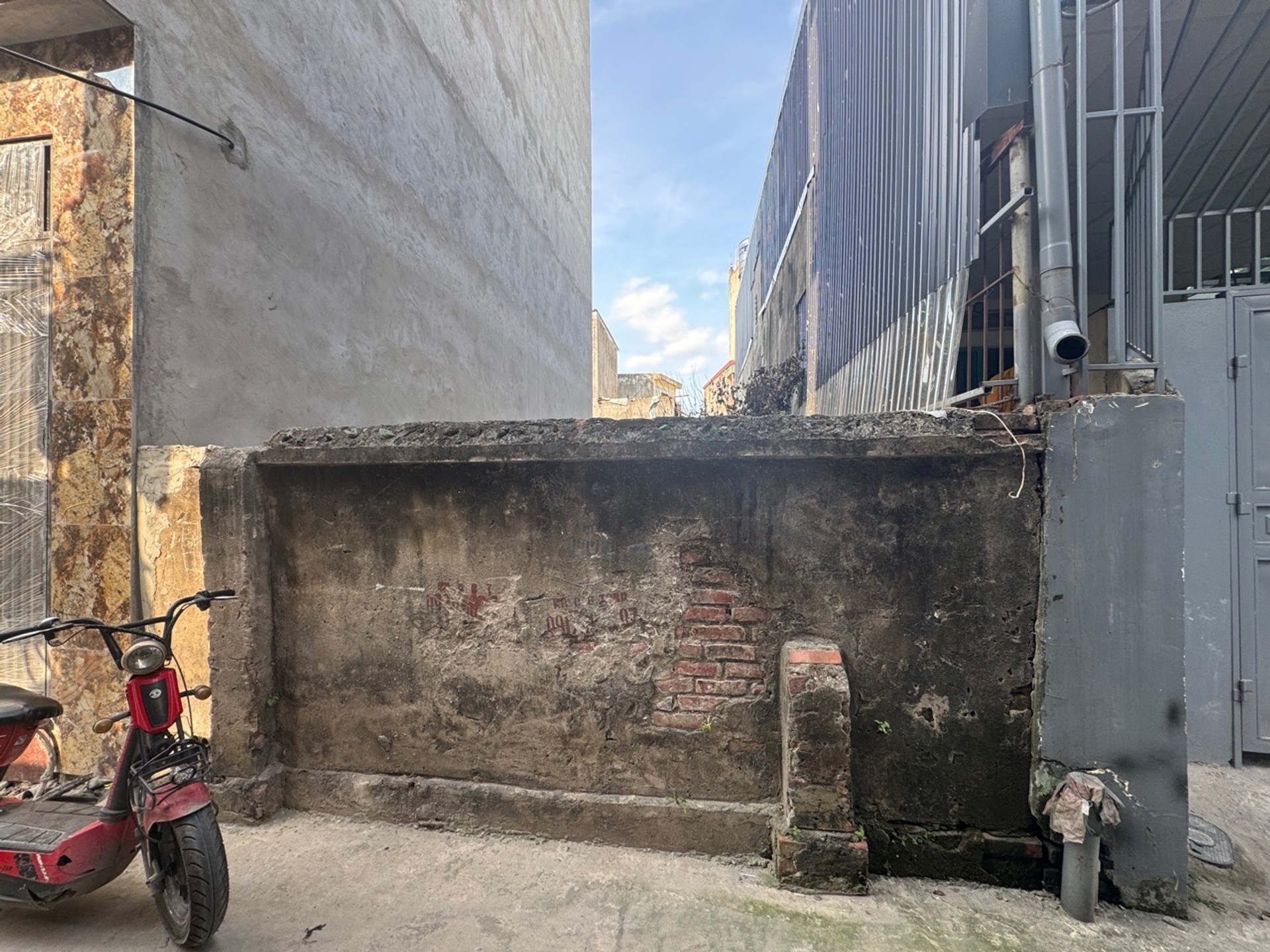 Bán nhà Thúy Lĩnh - diện tích 39m2 1 tầng - mặt ngõ, giá 6,2 tỷ