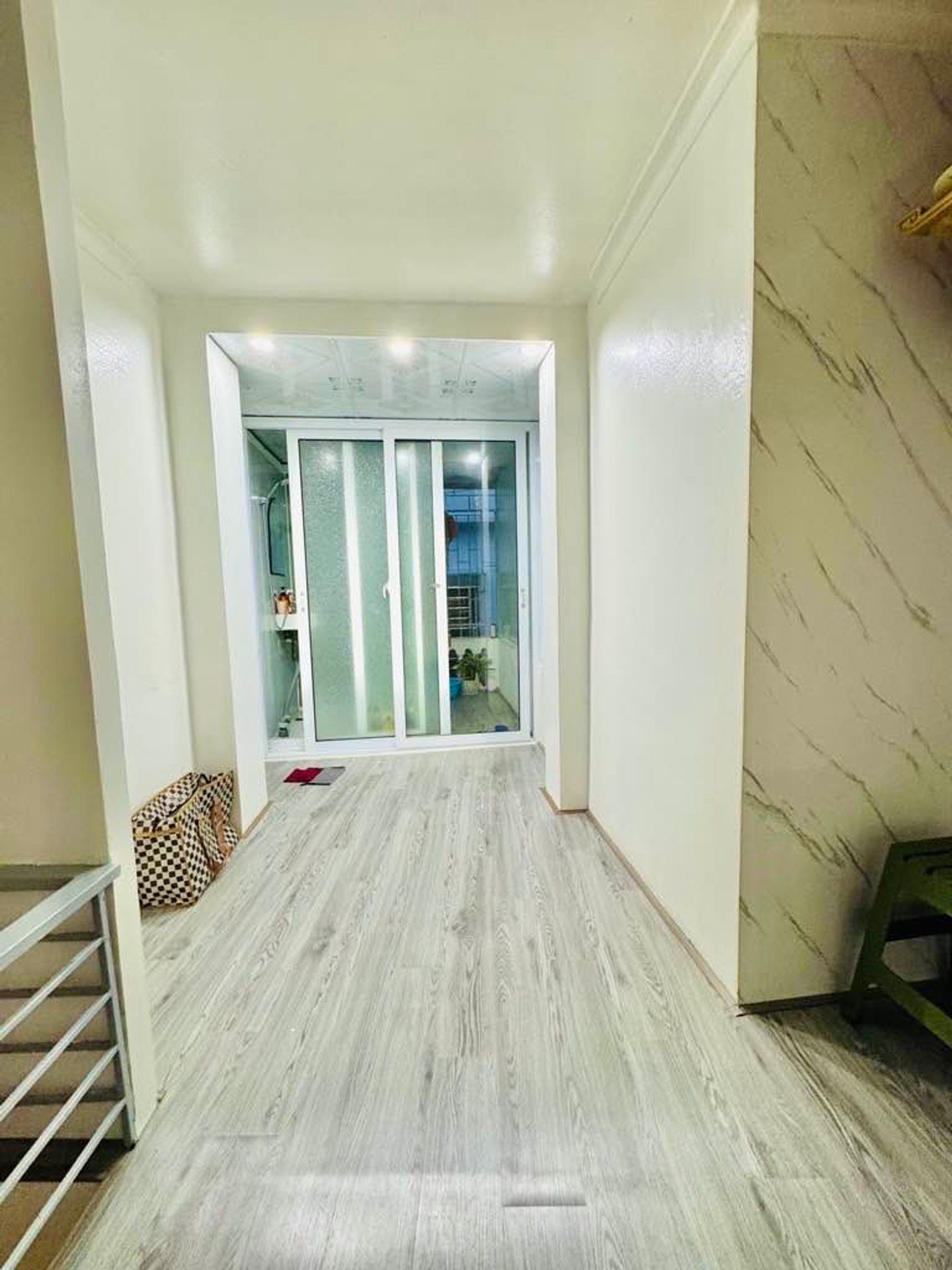 Bán nhà Dương Văn Bé - diện tích 15m2 3 tầng - Nhà riêng nhỏ xinh - giá 2,5 tỷ