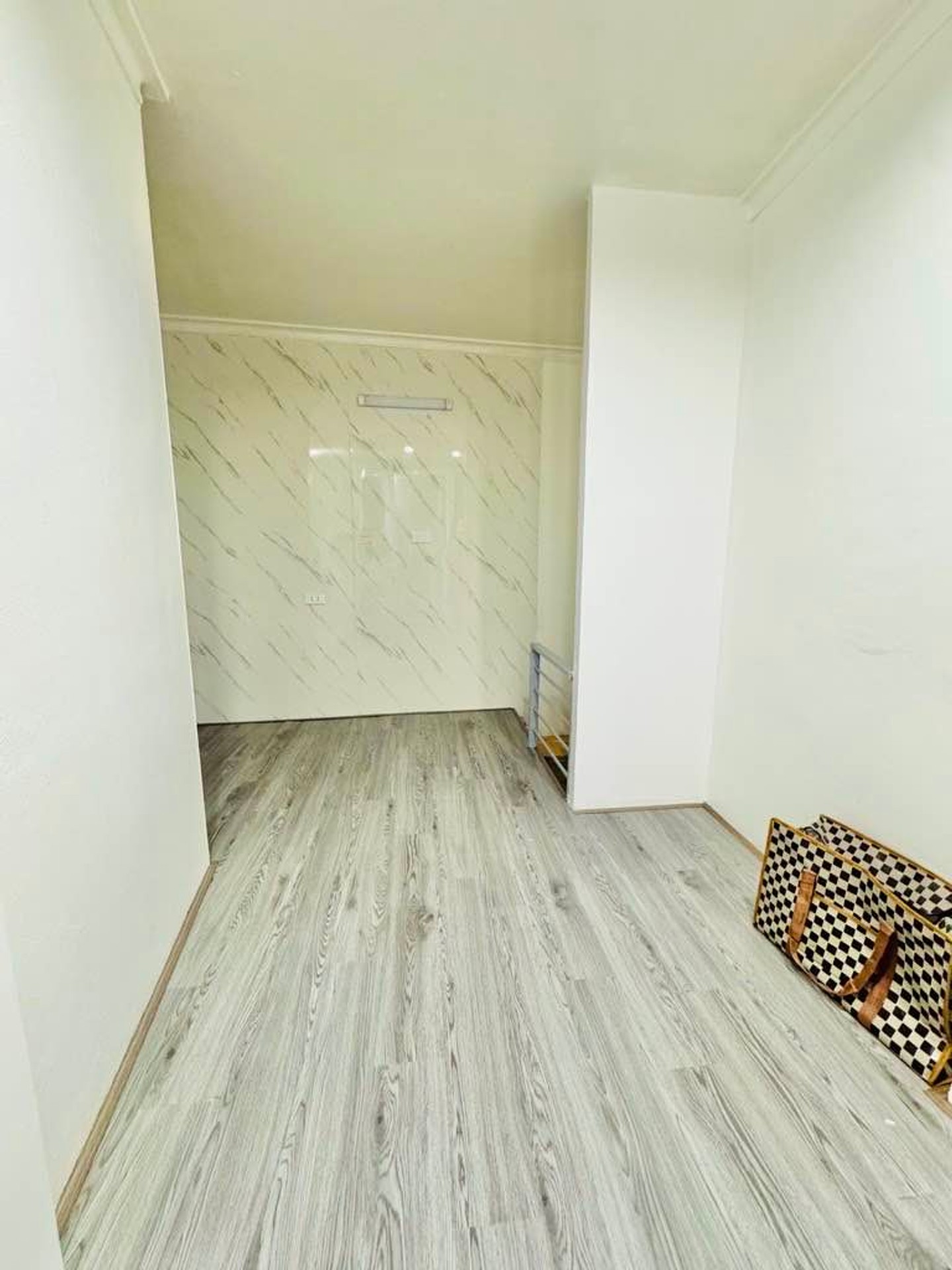 Bán nhà Dương Văn Bé - diện tích 15m2 3 tầng - Nhà riêng nhỏ xinh - giá 2,5 tỷ