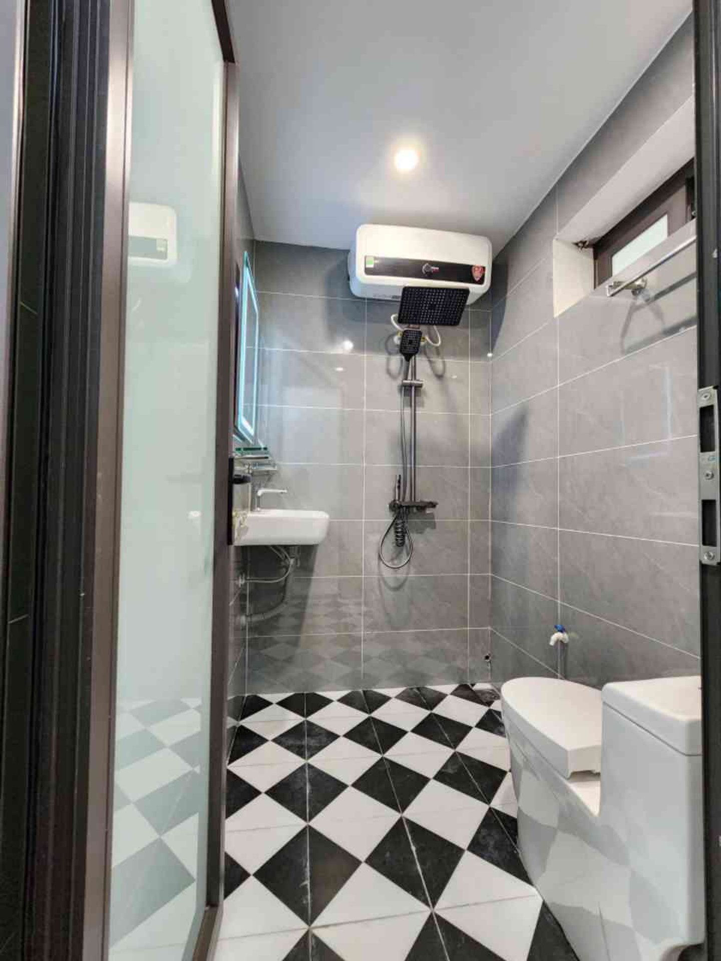 Bán nhà Mai Động - diện tích 65m2 1 tầng - Nhà siêu thoáng - giá 3,8 tỷ