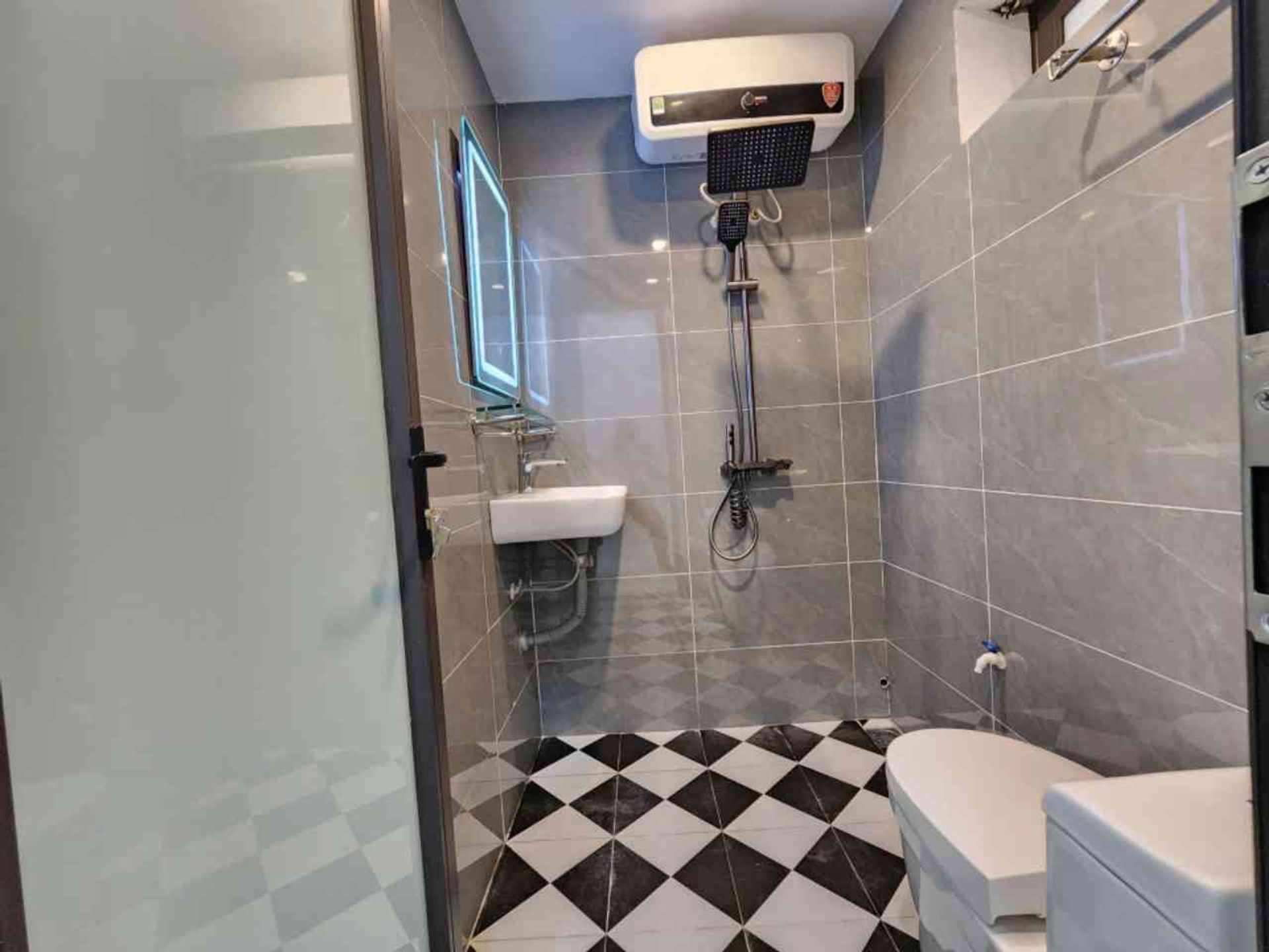 Bán nhà Mai Động - diện tích 65m2 1 tầng - Nhà siêu thoáng - giá 3,8 tỷ