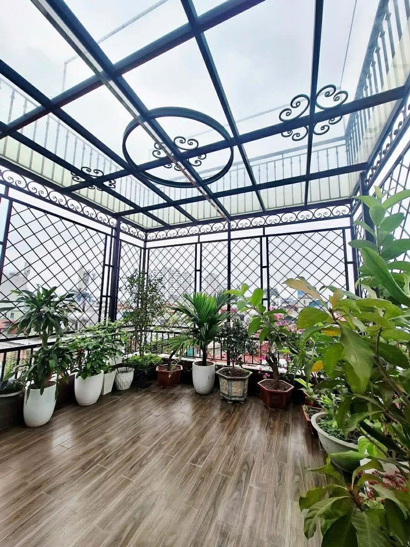 Bán nhà Vương Thừa Vũ - diện tích 57m2 7 tầng - Lô góc 3 mặt thoáng - giá 29,8 tỷ