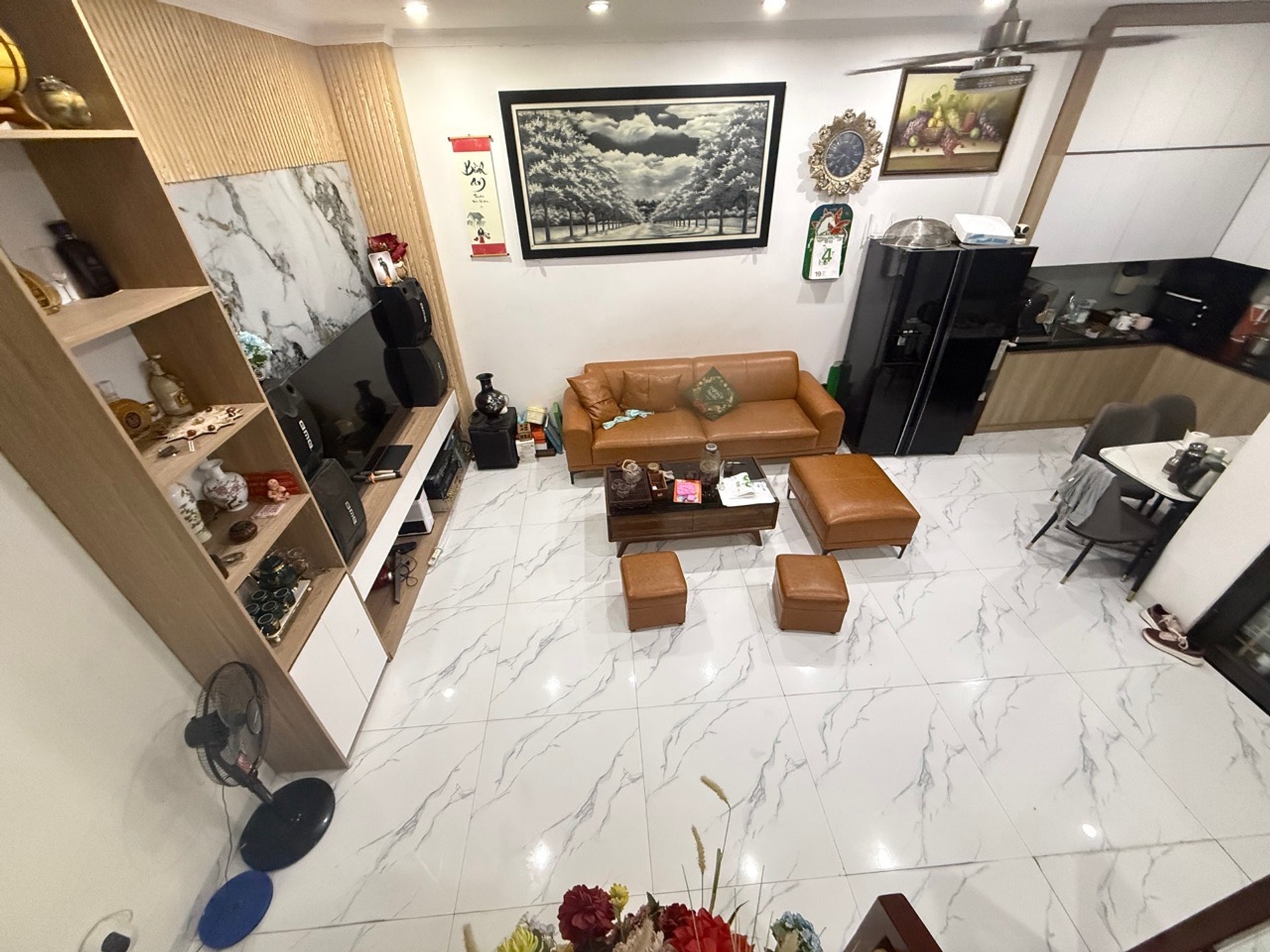 Bán nhà Đê La Thành - diện tích 39m2 6 tầng - Nhà khung cột chắc chắn, 6 tầng mới xây full nội thất cực đẹp - giá 15 tỷ