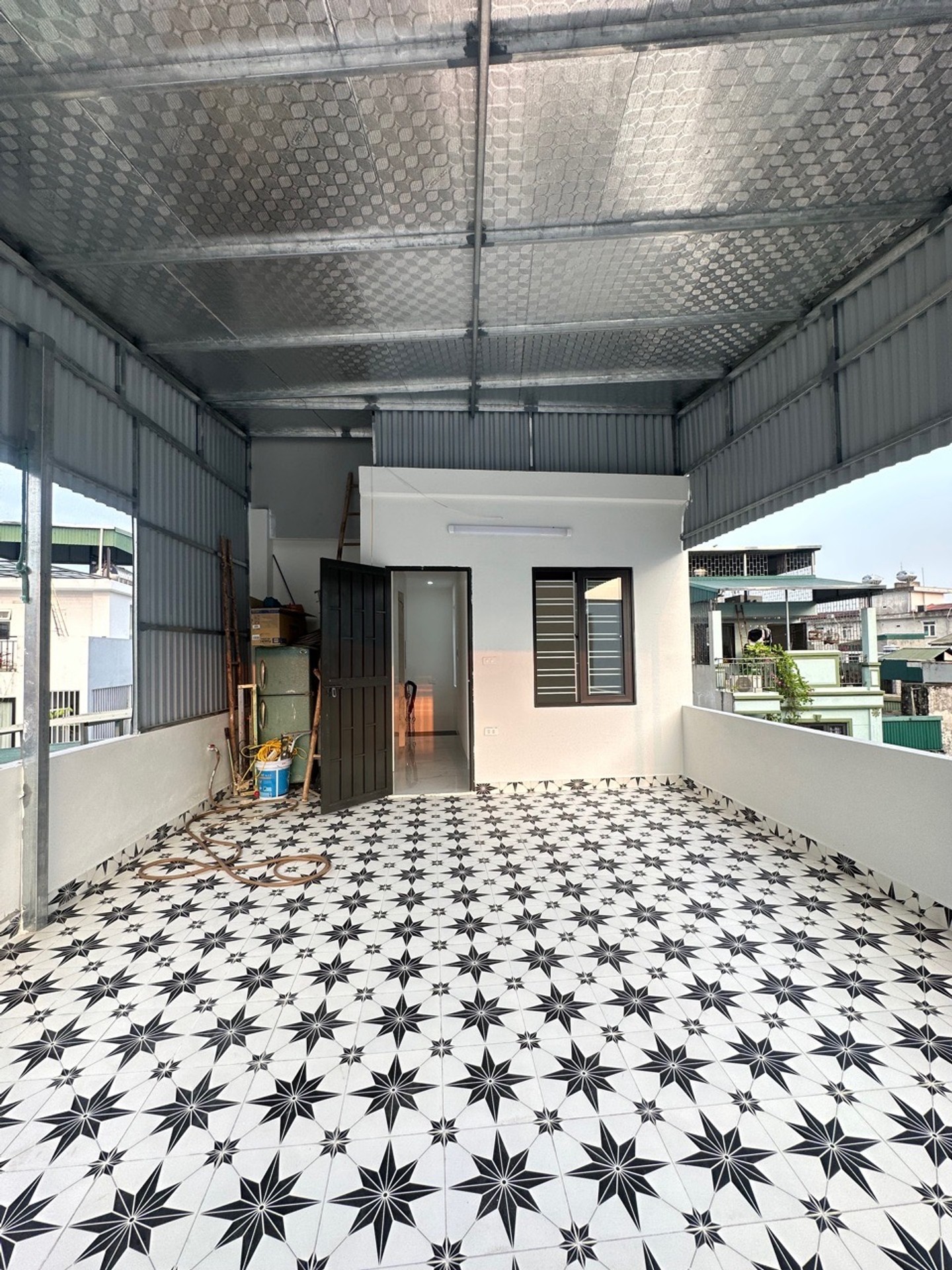 Bán nhà Hồng Mai - diện tích 55m2 5 tầng - Thang máy chạy vù vù - giá 12,6 tỷ