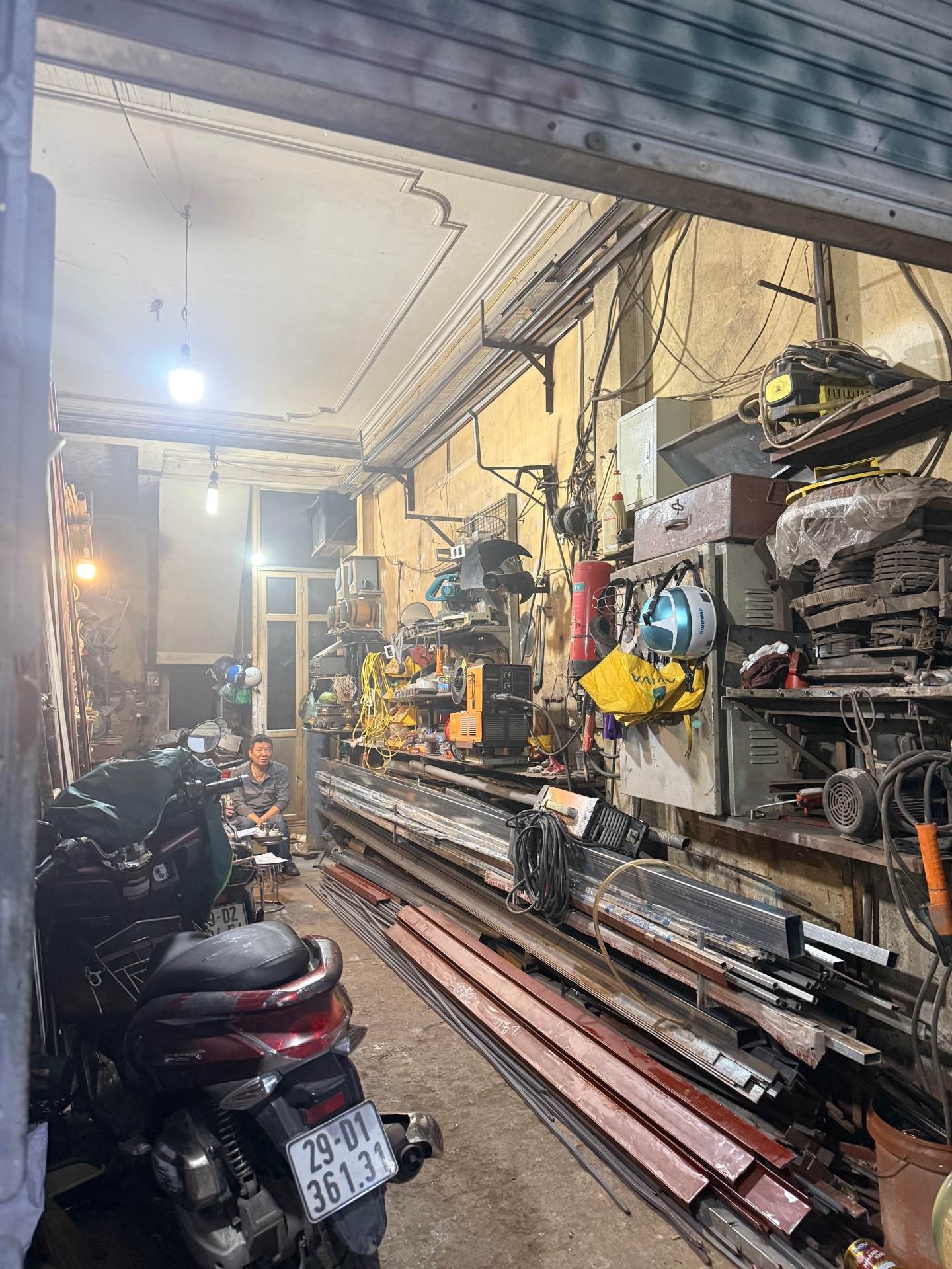 Bán nhà Yên Lạc - diện tích 80m2 4 tầng - Ô TÔ TRÁNH, KINH DOANH - giá 36 tỷ