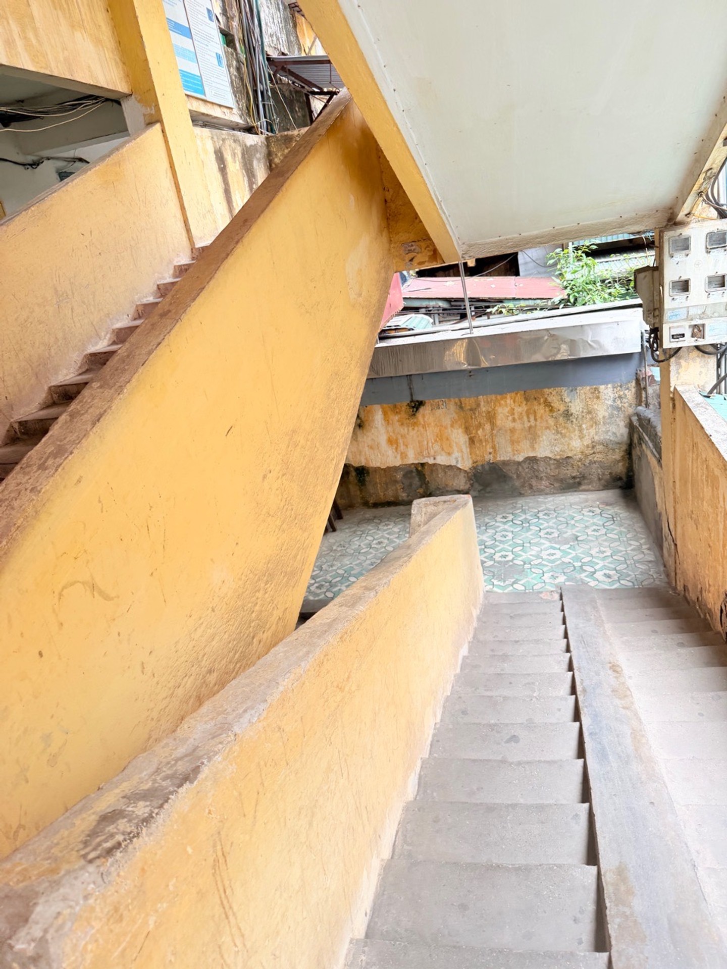Bán nhà Nguyễn Khoái - diện tích 21m2 1 tầng - Cực kỳ gần trung tâm - giá 3,68 tỷ