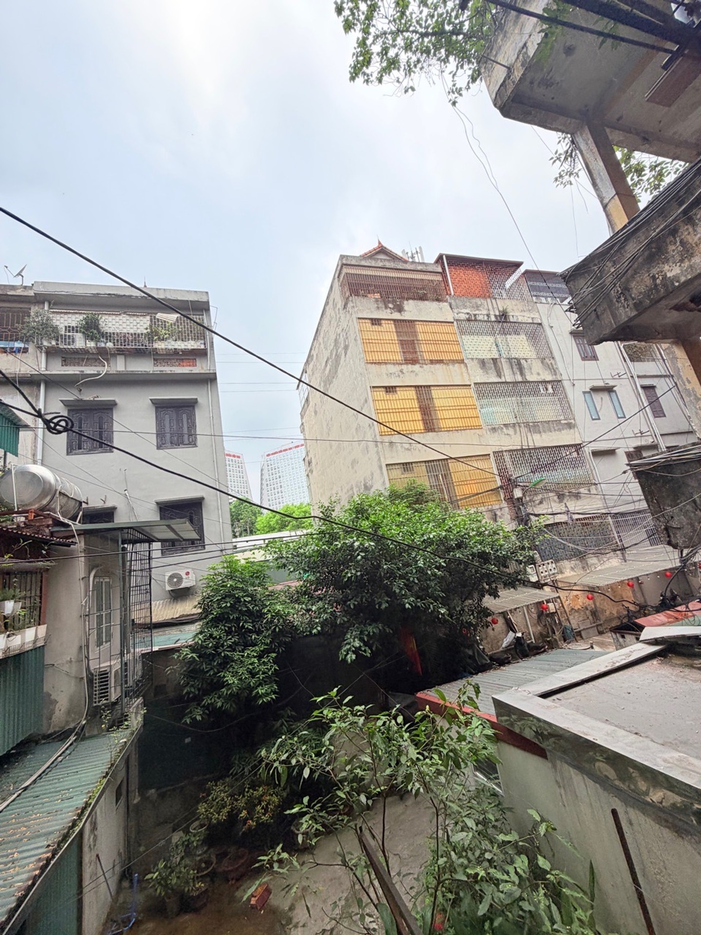 Bán nhà Nguyễn Khoái - diện tích 21m2 1 tầng - Cực kỳ gần trung tâm - giá 3,68 tỷ