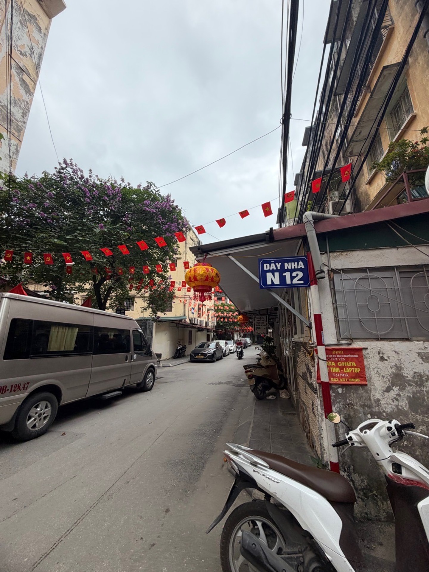 Bán nhà Nguyễn Khoái - diện tích 21m2 1 tầng - Cực kỳ gần trung tâm - giá 3,68 tỷ