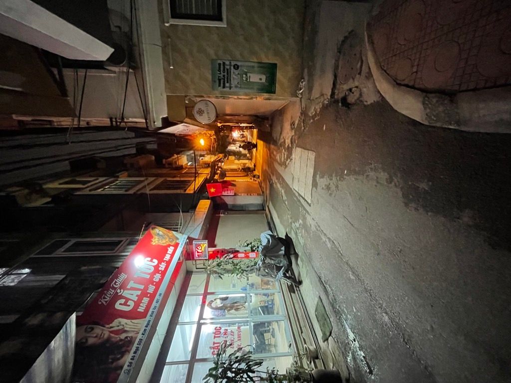 Bán nhà Kim Ngưu - diện tích 22m2 5 tầng - ô tô tránh - giá 6,5 tỷ