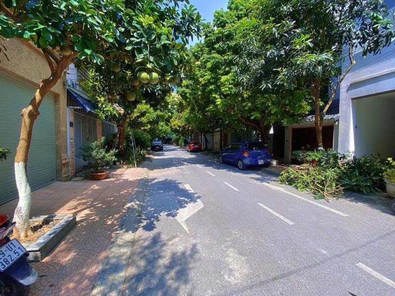 Bán nhà Trường Chinh - diện tích 79m2 4 tầng - Lô góc 2 mặt thoáng - giá 42 tỷ