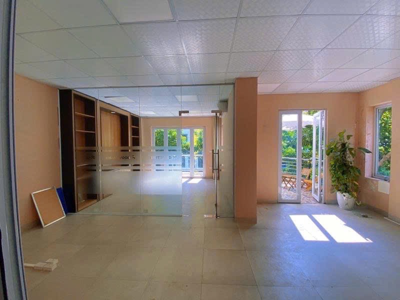 Bán nhà Trường Chinh - diện tích 79m2 4 tầng - Lô góc 2 mặt thoáng - giá 42 tỷ